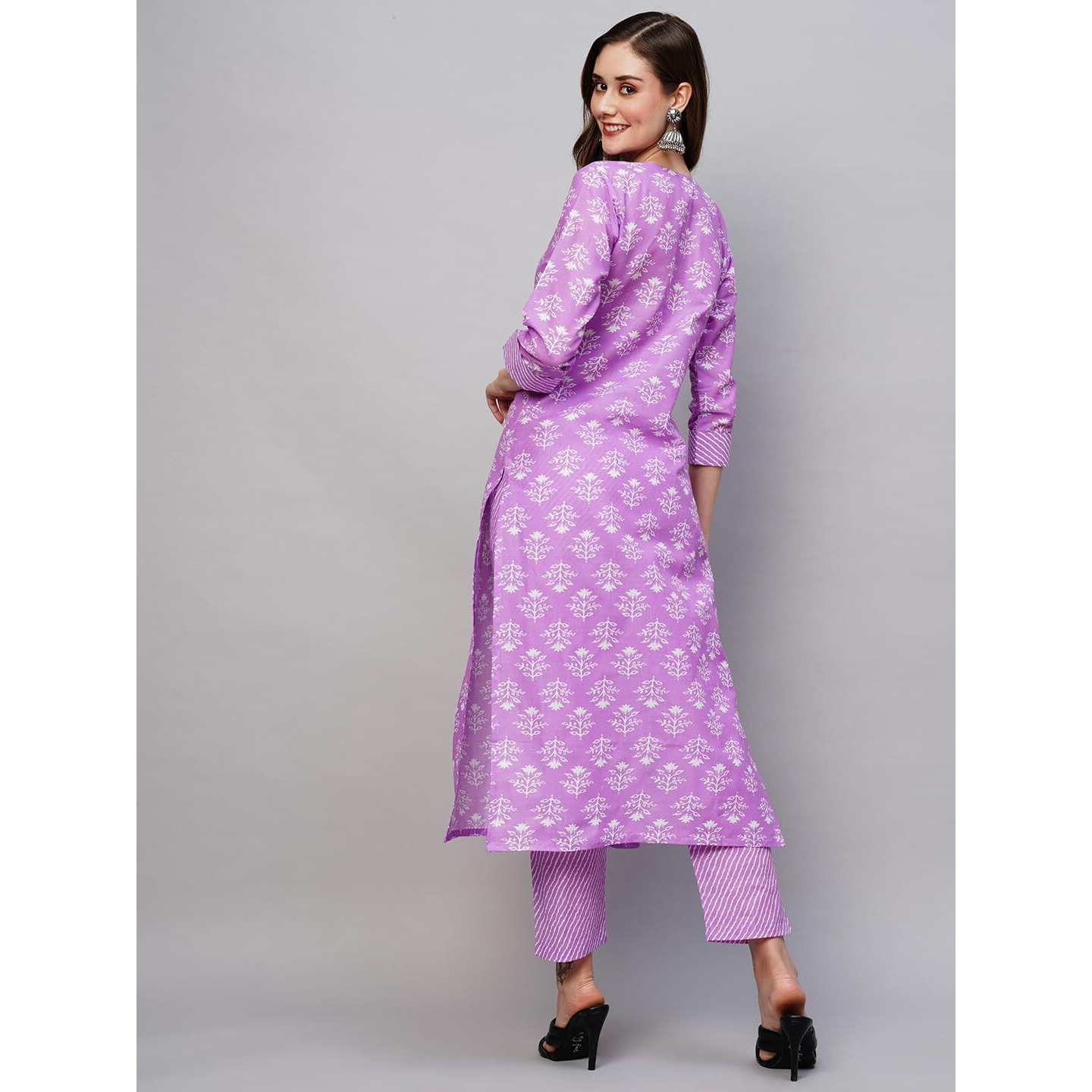 ANNI DESIGNER Women's Cotton Blend Printed Straight Kurta with Pant (KIDYA Purple_S_Purple_Small)