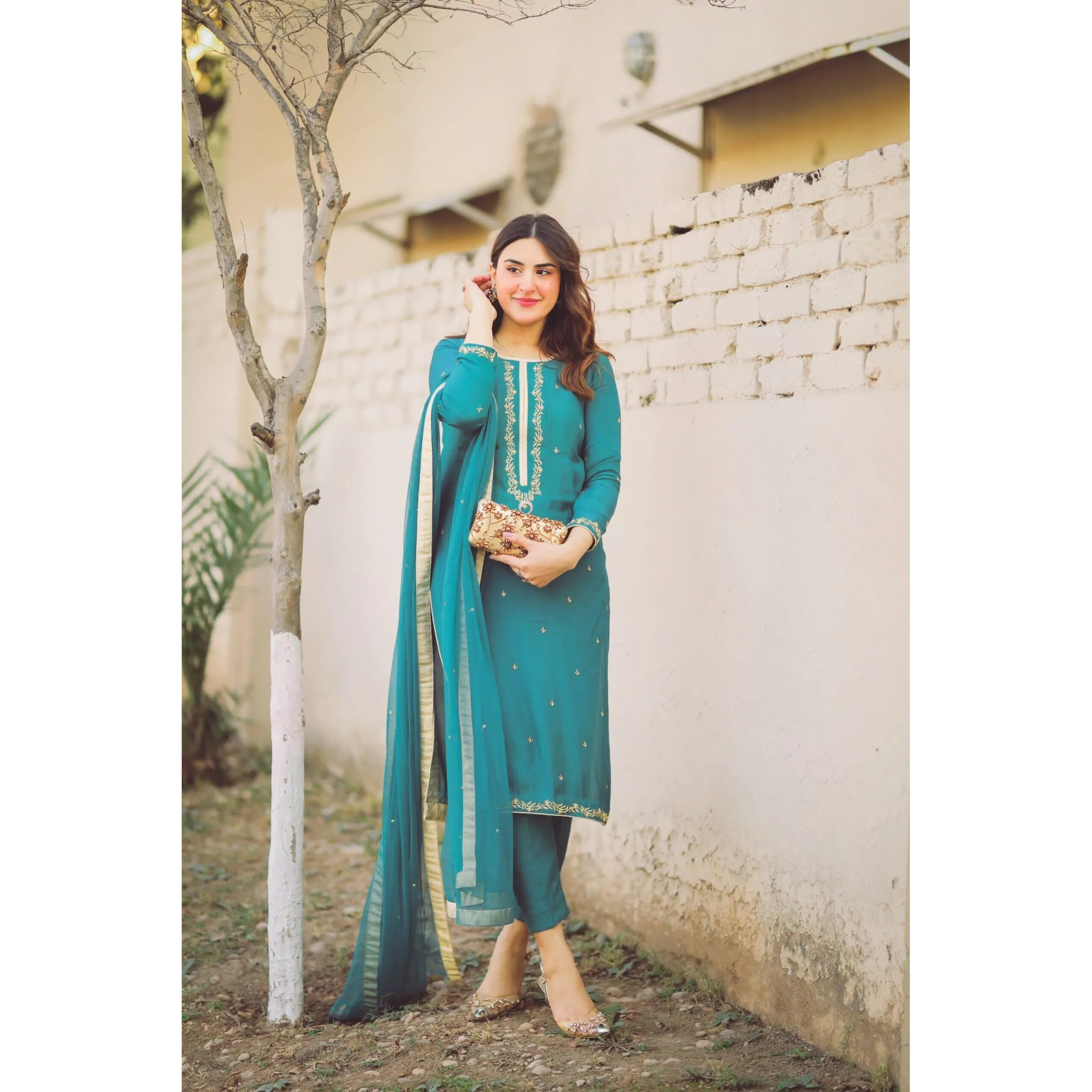 ANNI DESIGNER Women's Cotton Blend Straight Embroidered Kurta with Pant & Dupatta (Aaniyat Green_M_Green_Medium)