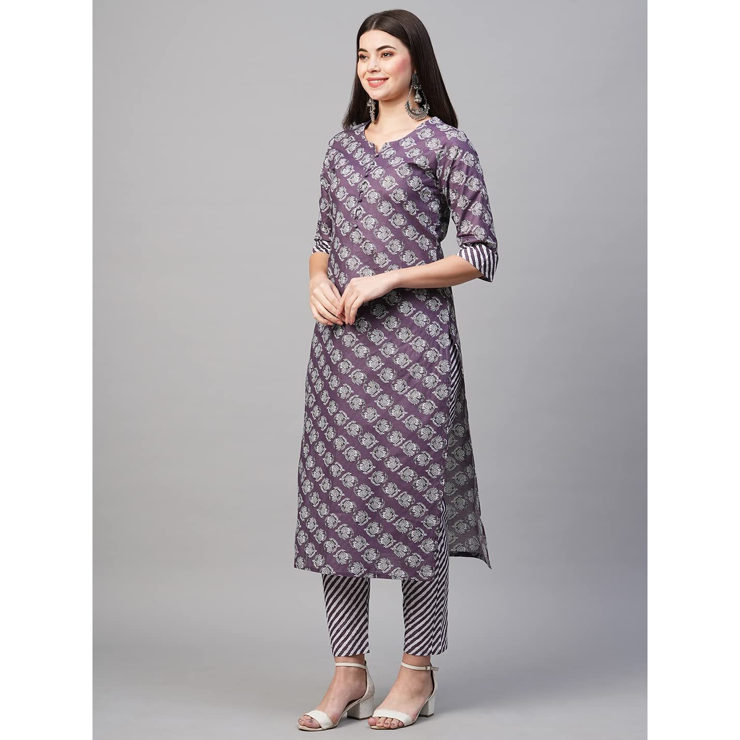 ANNI DESIGNER Women's Cotton Blend Printed Straight Kurta with Pant (Funnu Purple_S_Purple_Small)