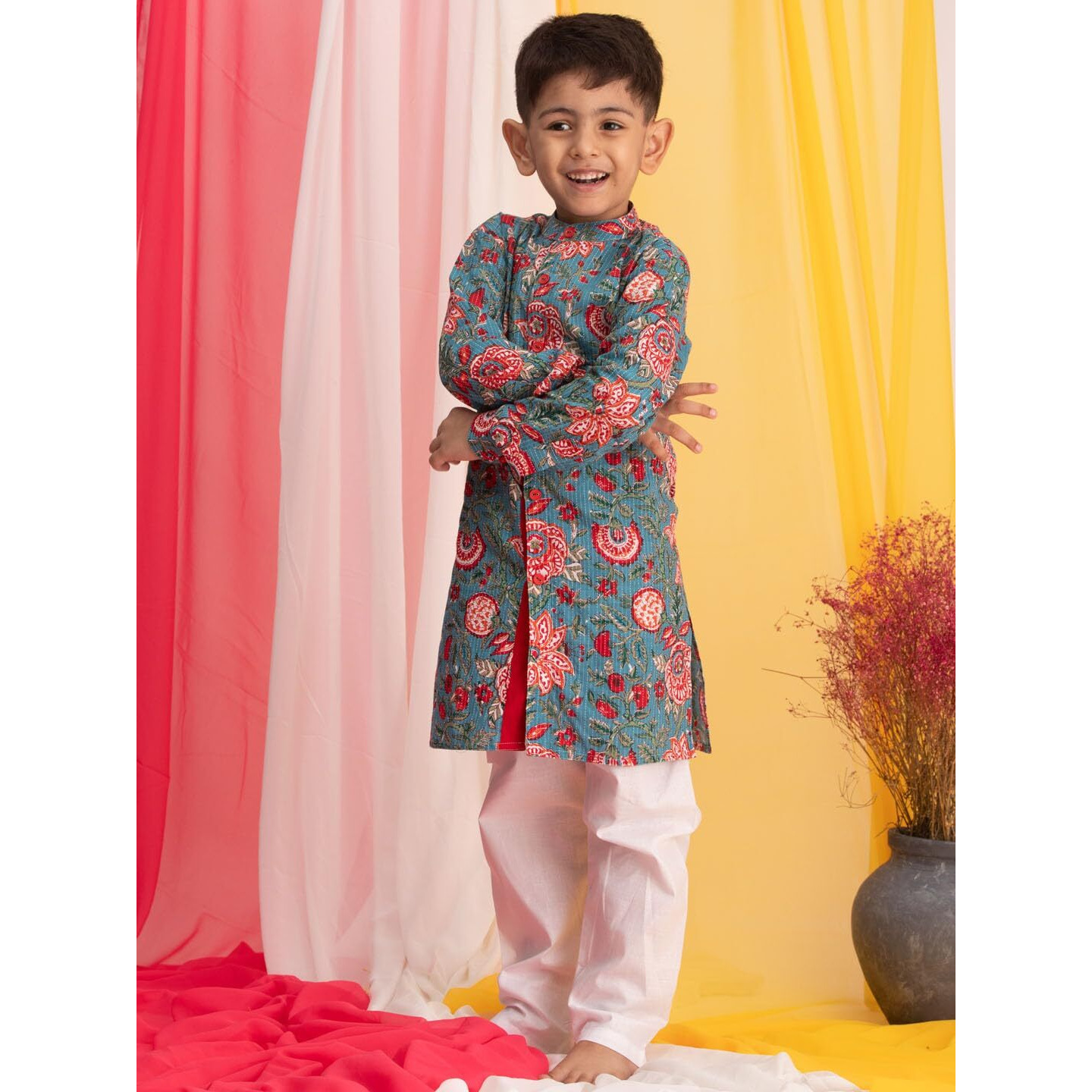 VASTRAMAY Boys' Blue And White Kurta Pyjama Set_VASBK197nPWH_24