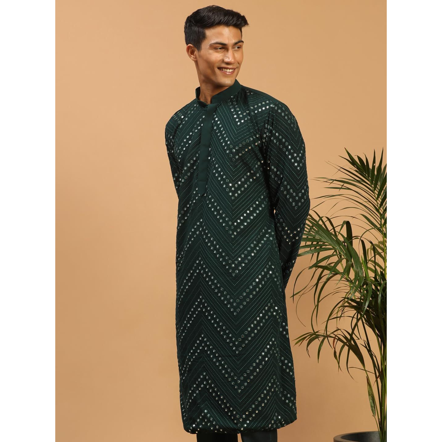 VASTRAMAY Men's Green Georgette Kurta | Mirror Work Green Georgette Kurta for Men. | Timeless Elegance for Festivals & Events | Classic Design, Premium Comfort, and Versatile Style