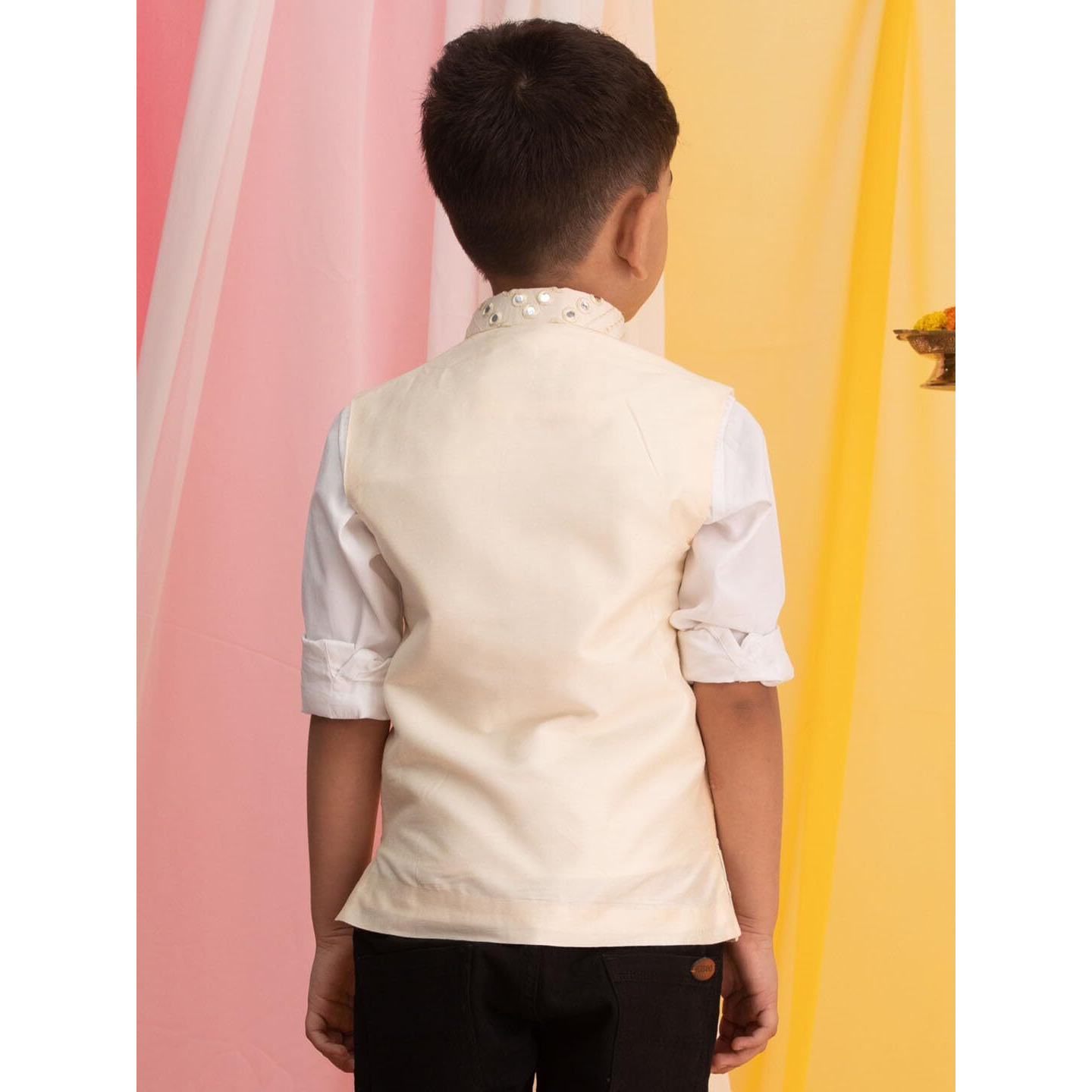 VASTRAMAY Boys' Cream Nehru Jacket | Mirror Work Viscose Sleeveless Nehru Jacket - Navratri Special Traditional Ethnic Waistcoat - Perfect for Festivals, Weddings, and Celebrations