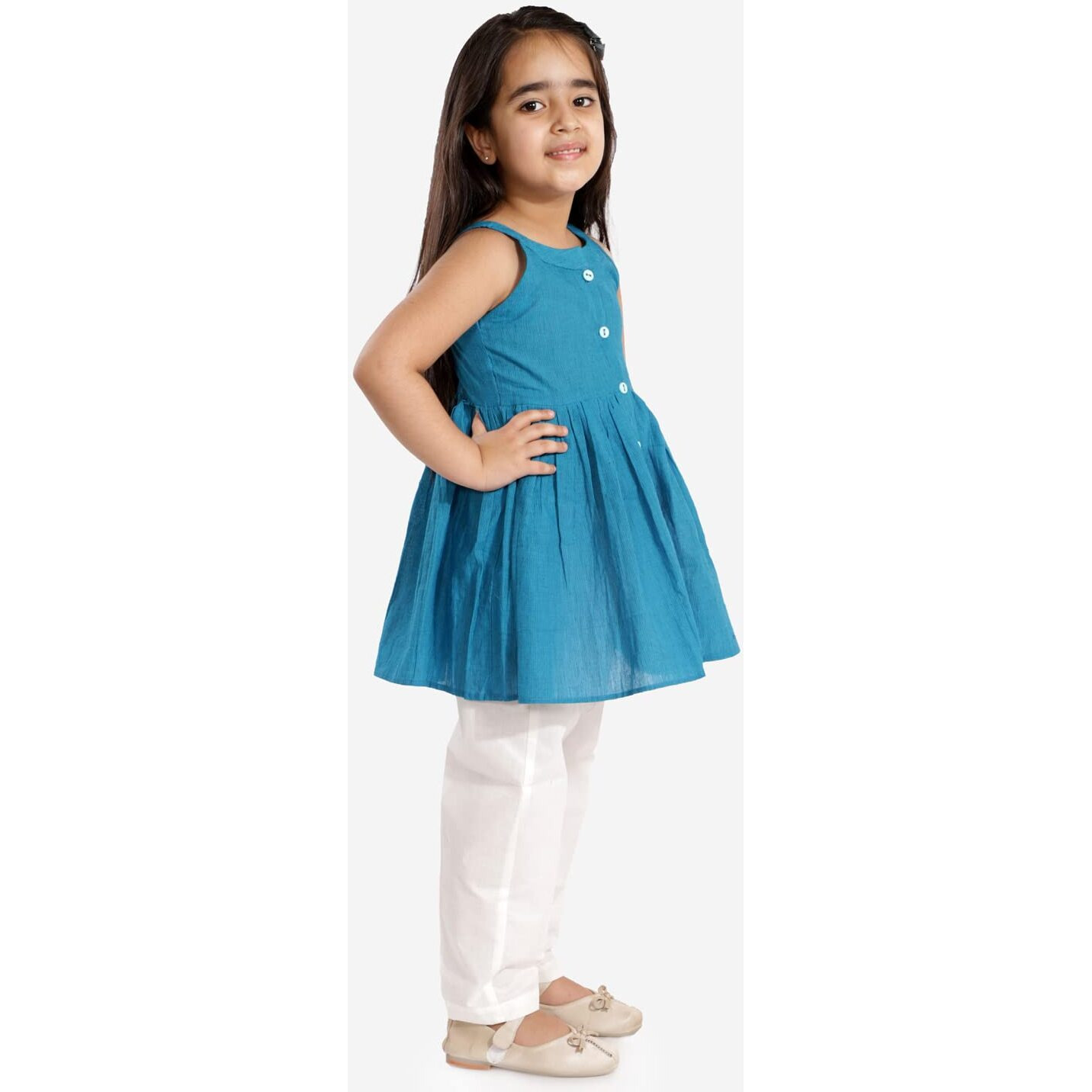 VASTRAMAY Girls' Handloom Cotton Kurta And Straight Pant Set (VASGK070AQnGP01CR_5-6 Years)