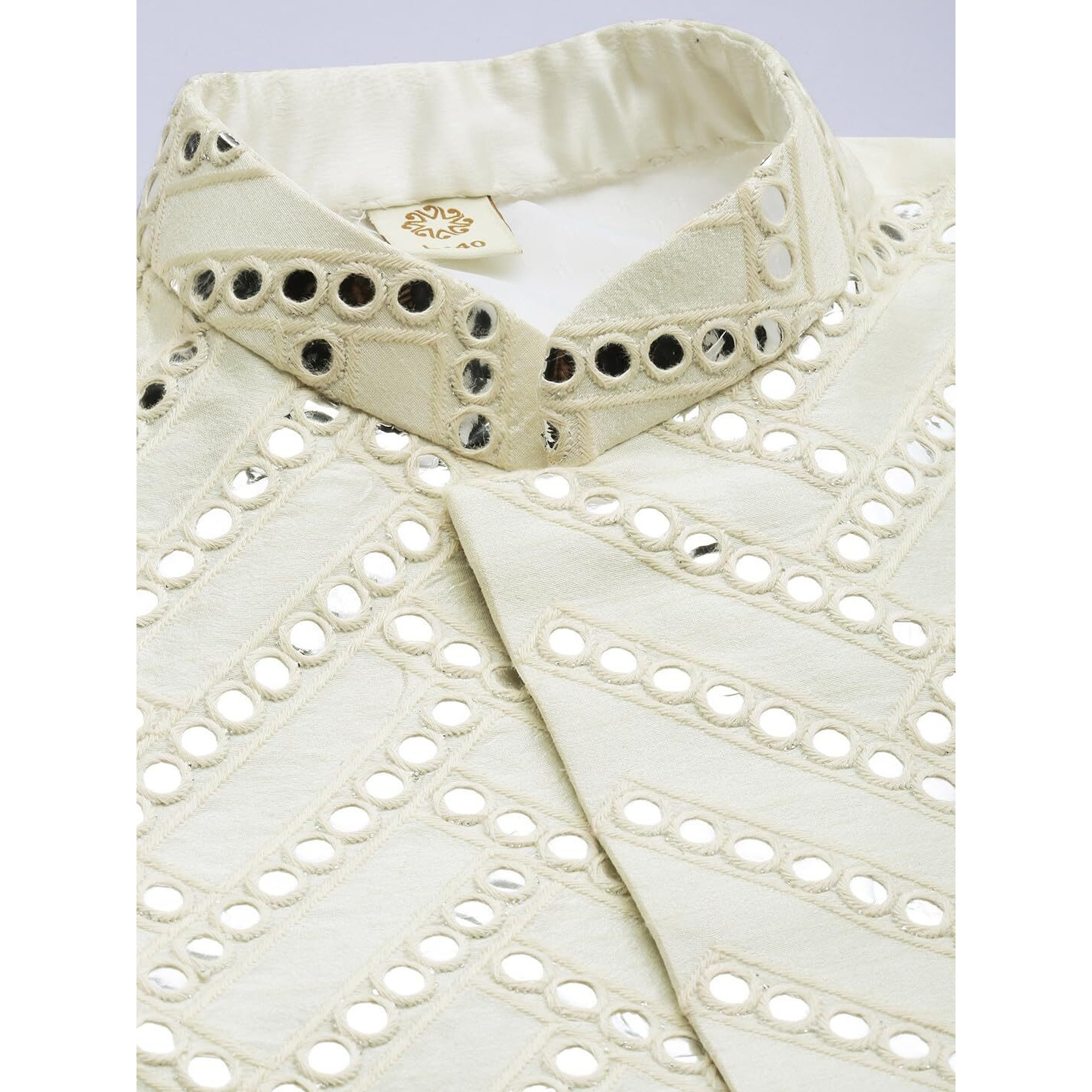 VASTRAMAY Men Cream-Coloured Mirror Work Indo Western Sherwani Set_VASMIW026CRnCDCR_36