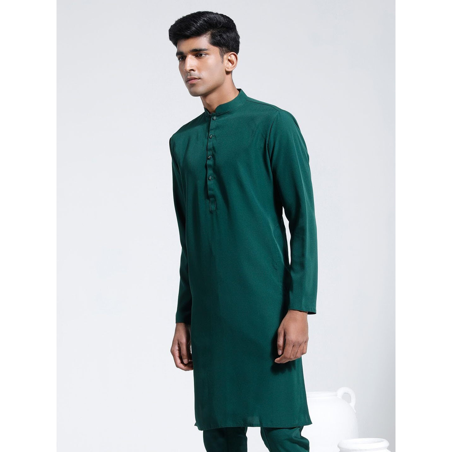 VASTRAMAY Men's Crepe Kurta I Creap Solid Knee Length Kurta I Casual Formal Party Festive Wedding_VASMK424GN_36 Green