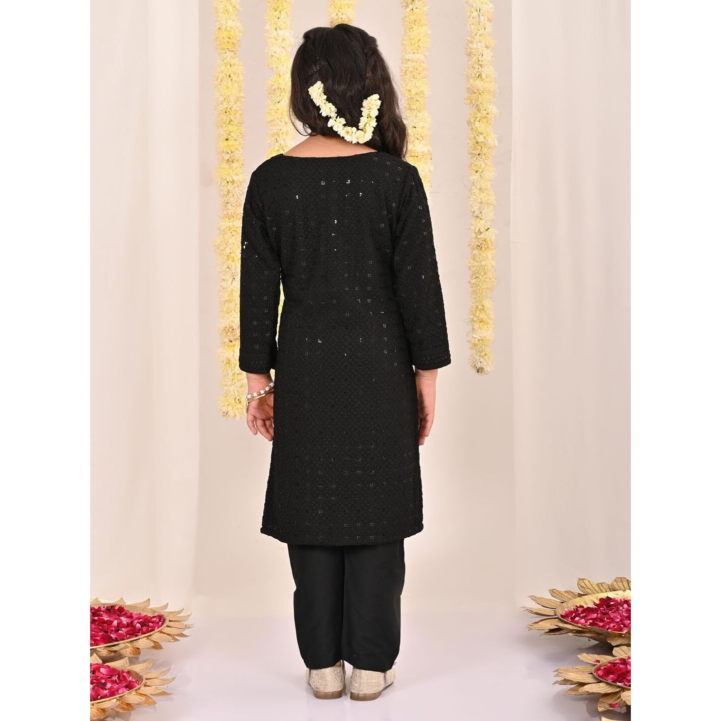 VASTRAMAY Girls' Black Kurta And Pant Set_VASGKP050BL_28