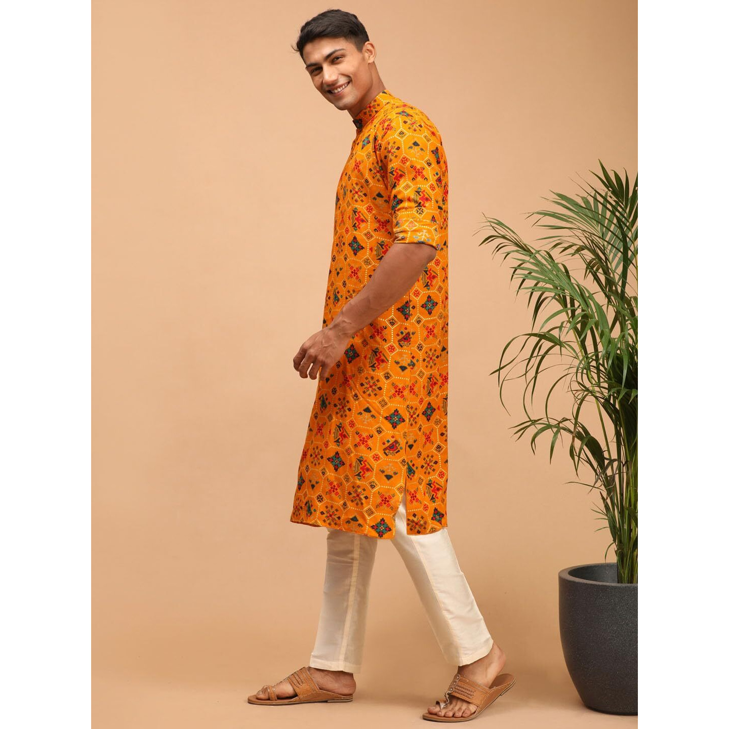VASTRAMAY Men's Cotton Mix Yellow Kurta And Cream Pyjama Set_VASMK160YWnPANT002CR_38