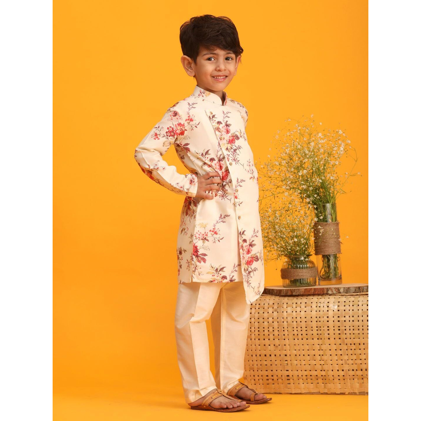VASTRAMAY Boy's Multicolor Base Cream Kurta Pyjama Set_VASBK180CRnVPCR_34