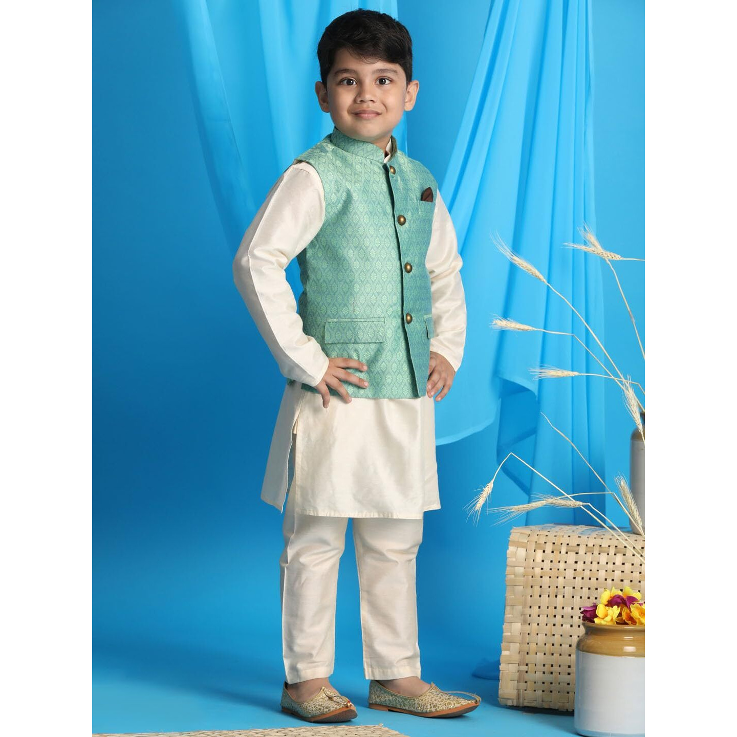 VASTRAMAY Boys' Green And Cream Jacket, Kurta and Pyjama Set_VASBJ105GNnBK091CRnBVPCR_32