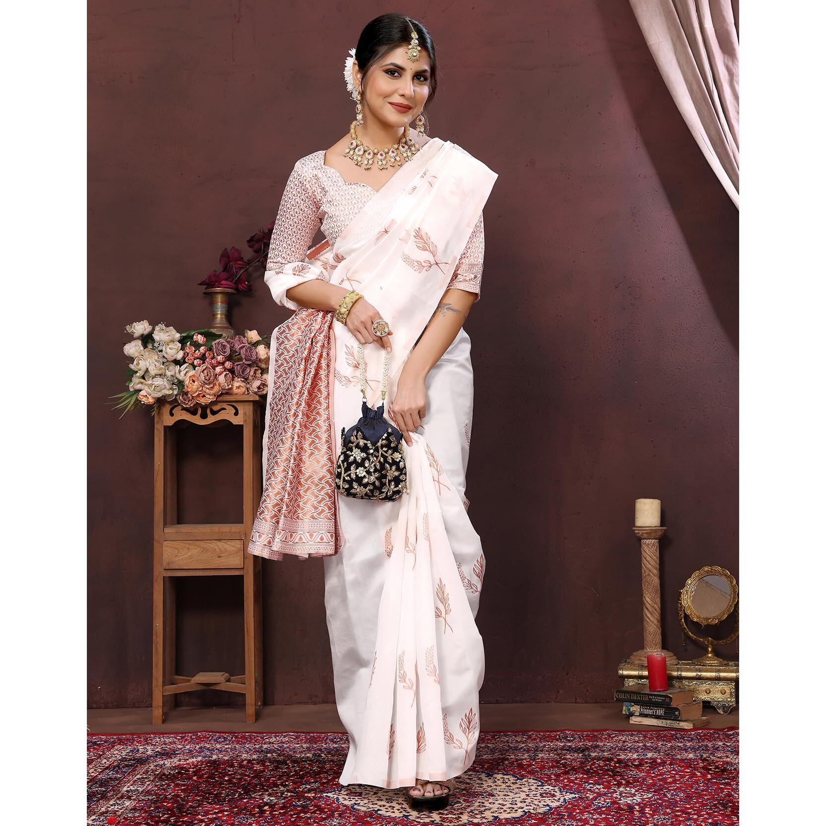 Yashika Present Banarasi Kanjivaram Silk Saree For Fashionable Women||AZ-YS-P4-New MALIYA-Parent (White)