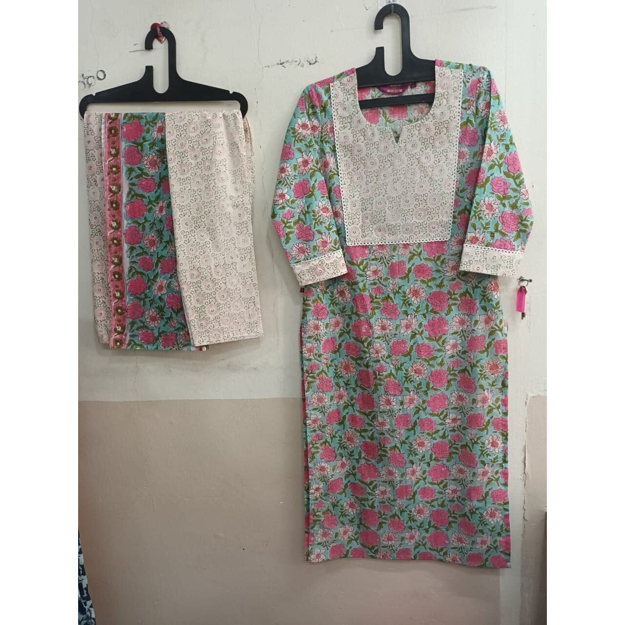 ANNI DESIGNER Women's Cotton Blend Straight Printed Kurta with Pant & Dupatta (Spring Green-Nw_S_Green_Small)