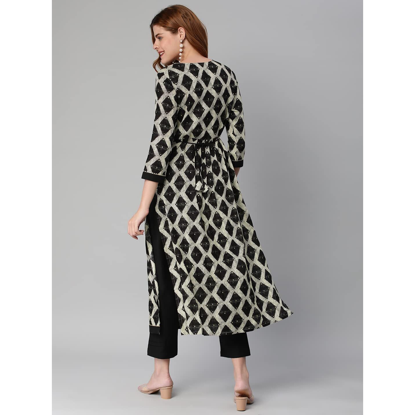 ANNI DESIGNER Women's Cotton Blend Chex Printed Straight Kurta with Pant (Chix Black_L_Black_Large)