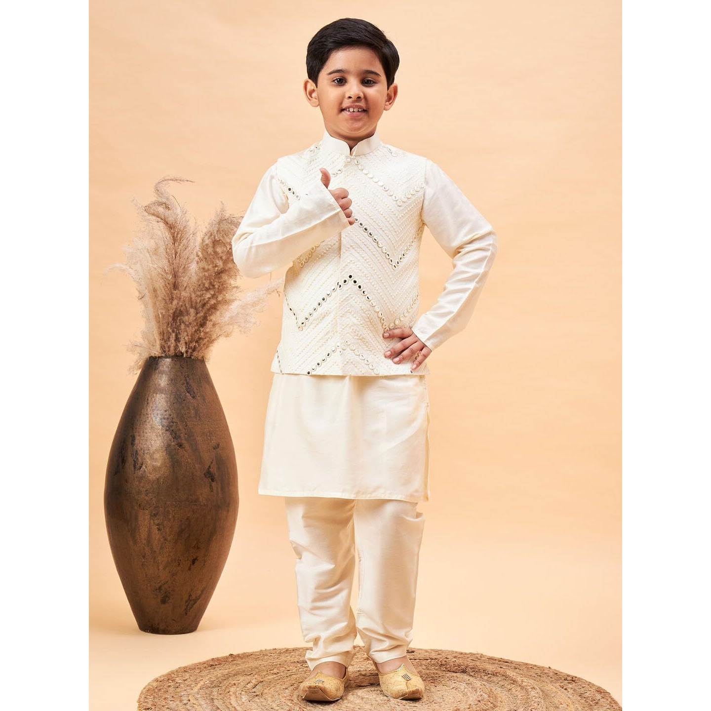 VASTRAMAY Boys' Cream Jacket, Kurta and Pyjama Set_VASBJ133CRnBK091CRnVPCR_30