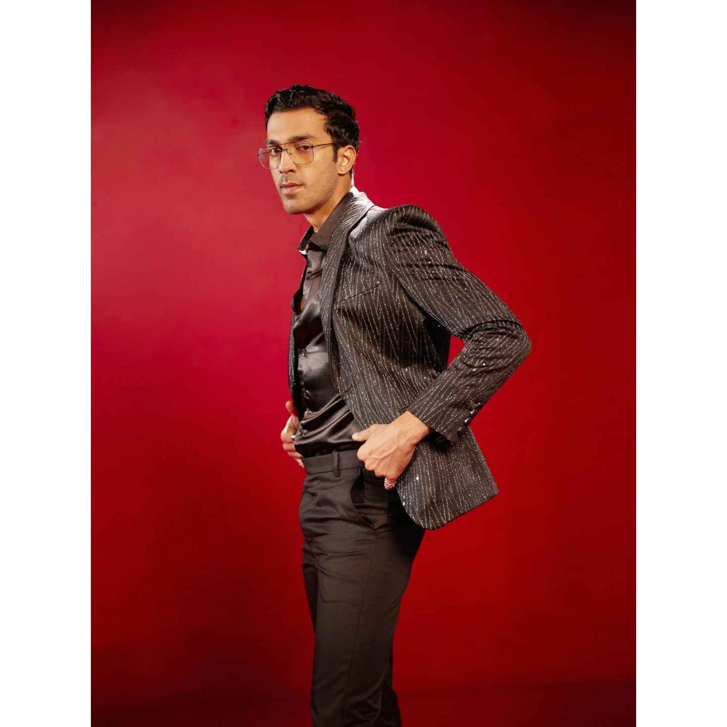 VASTRAMAY Men's Black Silk Blend Blazer_VSHRMCT028BL_38