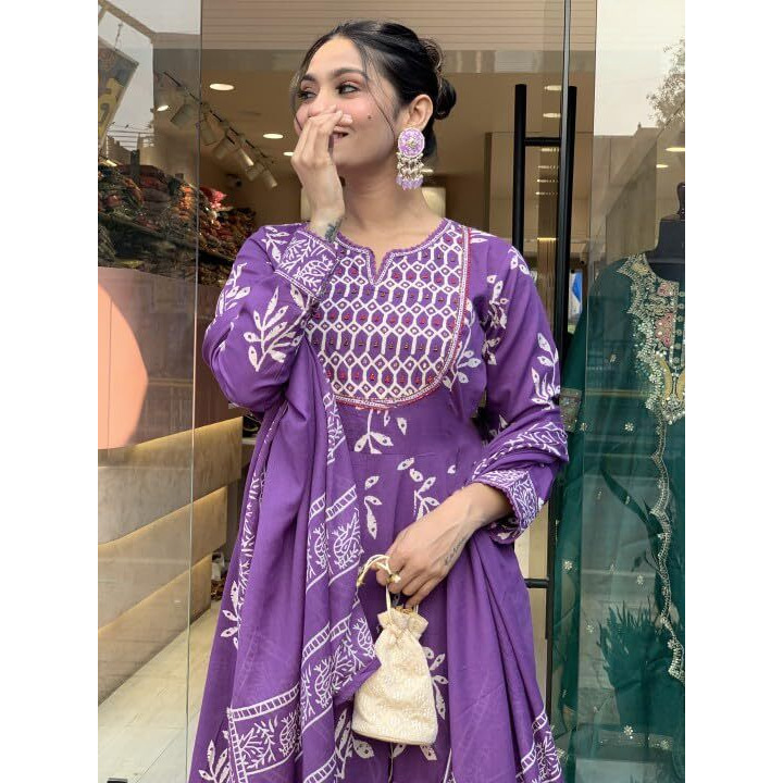 KLOSIA Women Printed Anarkali Kurta and Pant set with Dupatta (IN, Alpha, S, Purple)