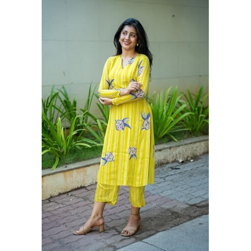 ANNI DESIGNER Women's Rayon Viscose Floral Straight Kurta with Pant (VRIDHA Yellow Large)