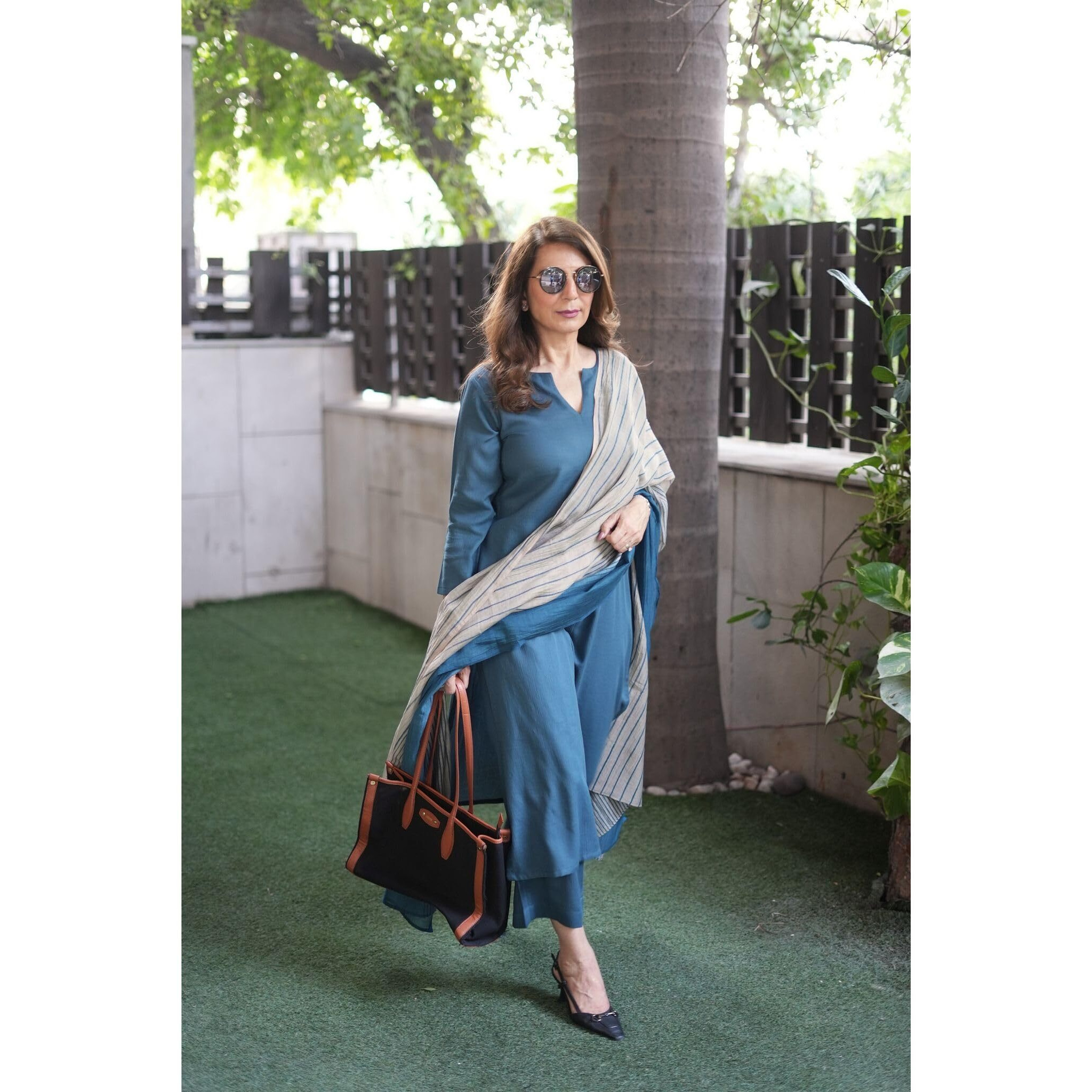 ANNI DESIGNER Women's Rayon Blend Straight Solid Kurta with Pant & Dupatta (Raja Saab Blue-VKS02_4XL_Dark Blue_XXXX-Large)