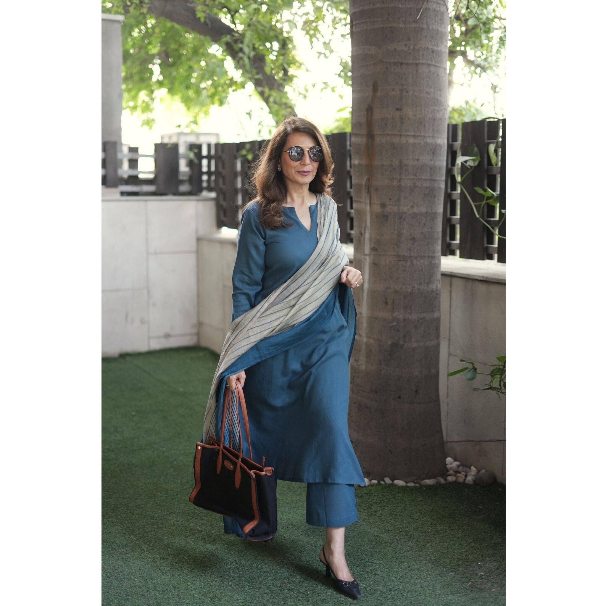 ANNI DESIGNER Women's Rayon Blend Straight Solid Kurta with Pant & Dupatta (Raja Saab Blue-VKS02_4XL_Dark Blue_XXXX-Large)