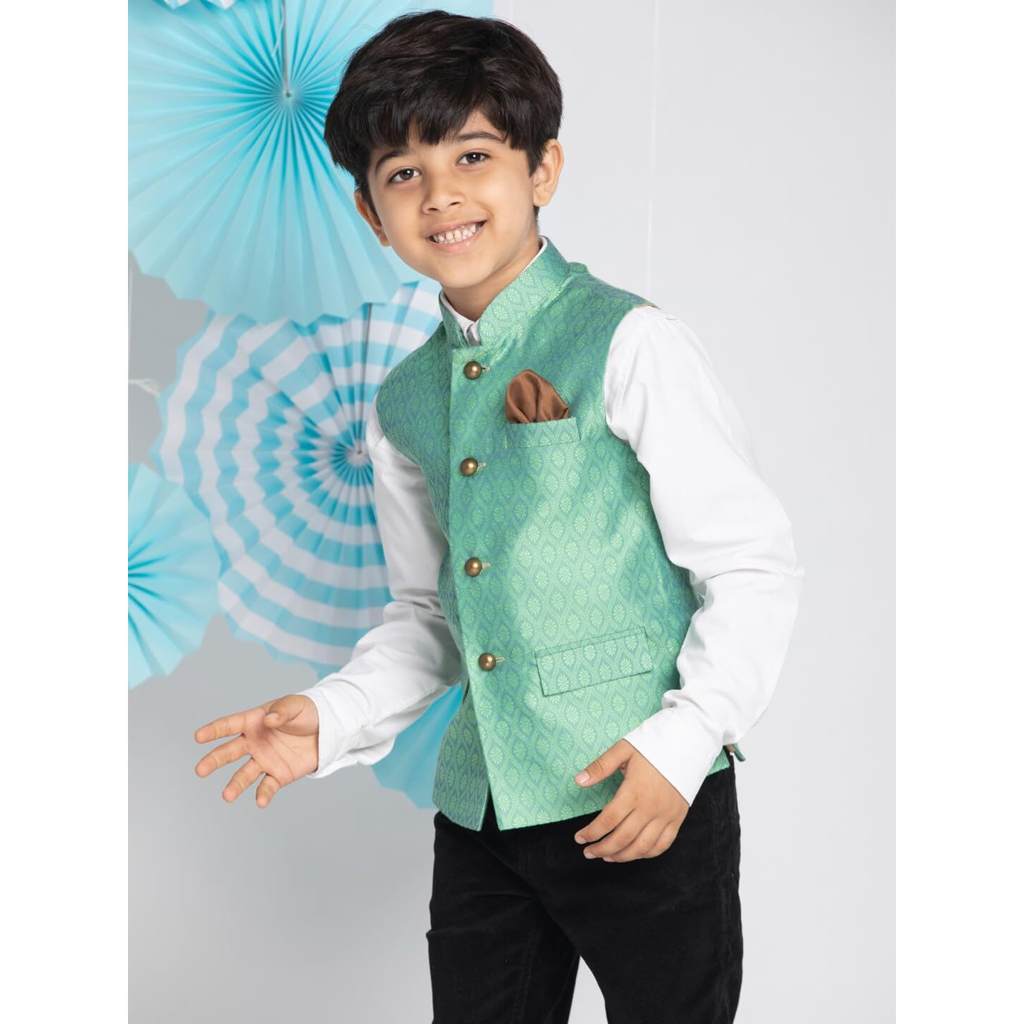 VASTRAMAY Boys' Green Nehru Jacket_VASBJ105GN_34