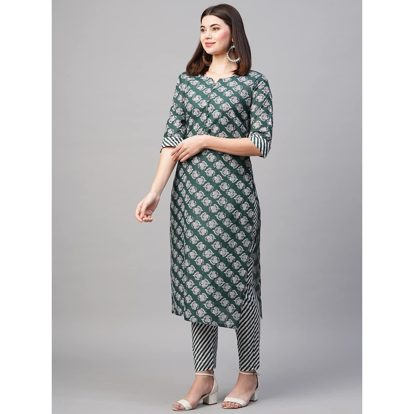 ANNI DESIGNER Women's Cotton Blend Printed Straight Kurta with Pant (Funnu Mehandi New_3XL_Mehandi_XXX-Large)