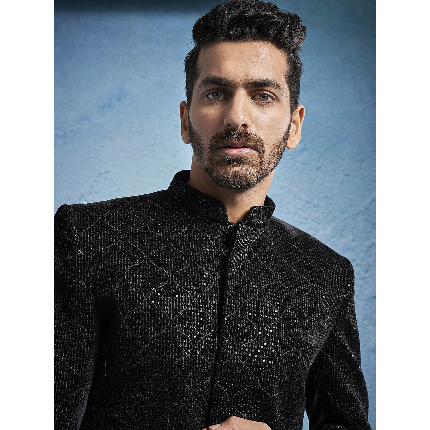 VASTRAMAY Men's Black Velvet Sherwani Set - Velvet Sequined Embroidered Indo Western And Pyjama Set