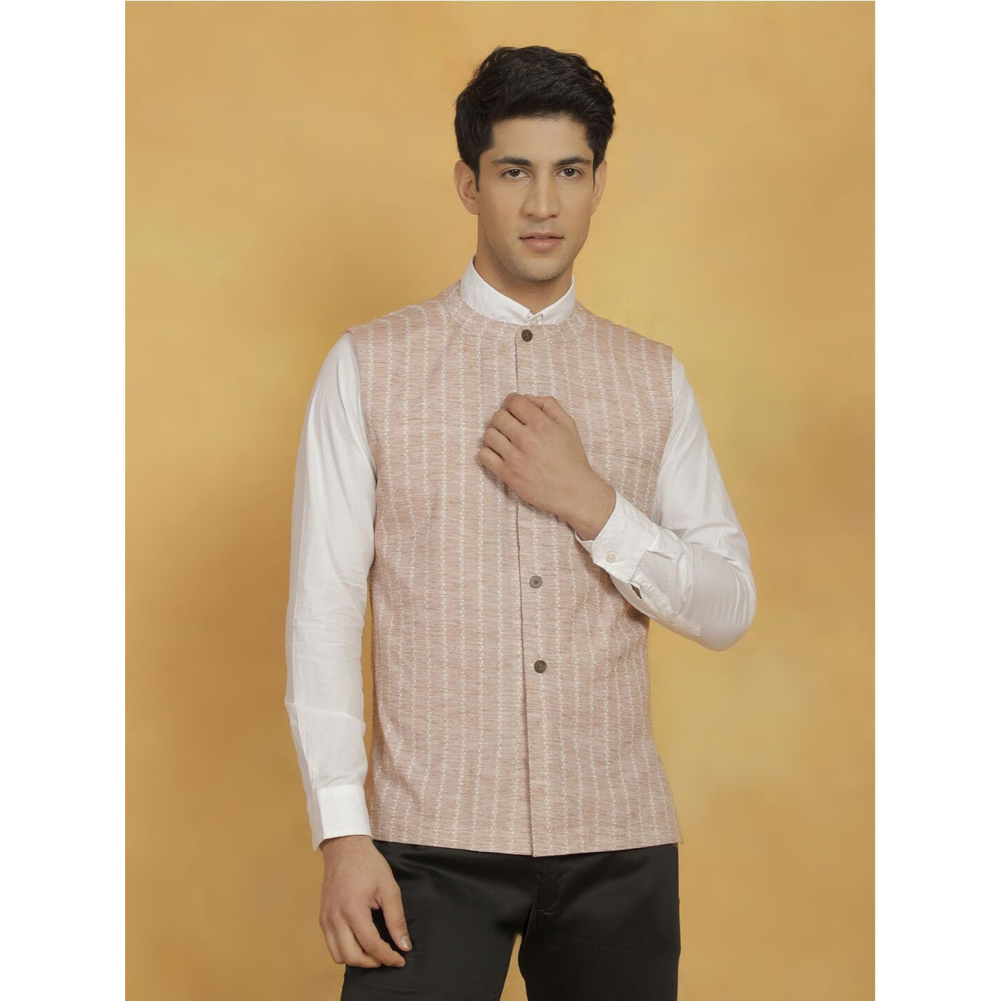 VASTRAMAY Men's Cotton Kurta I Self Design Jacket Regular Nehru Jacket I Fastive Party Wedding Neharu Jackets_VASMJ296BG_36