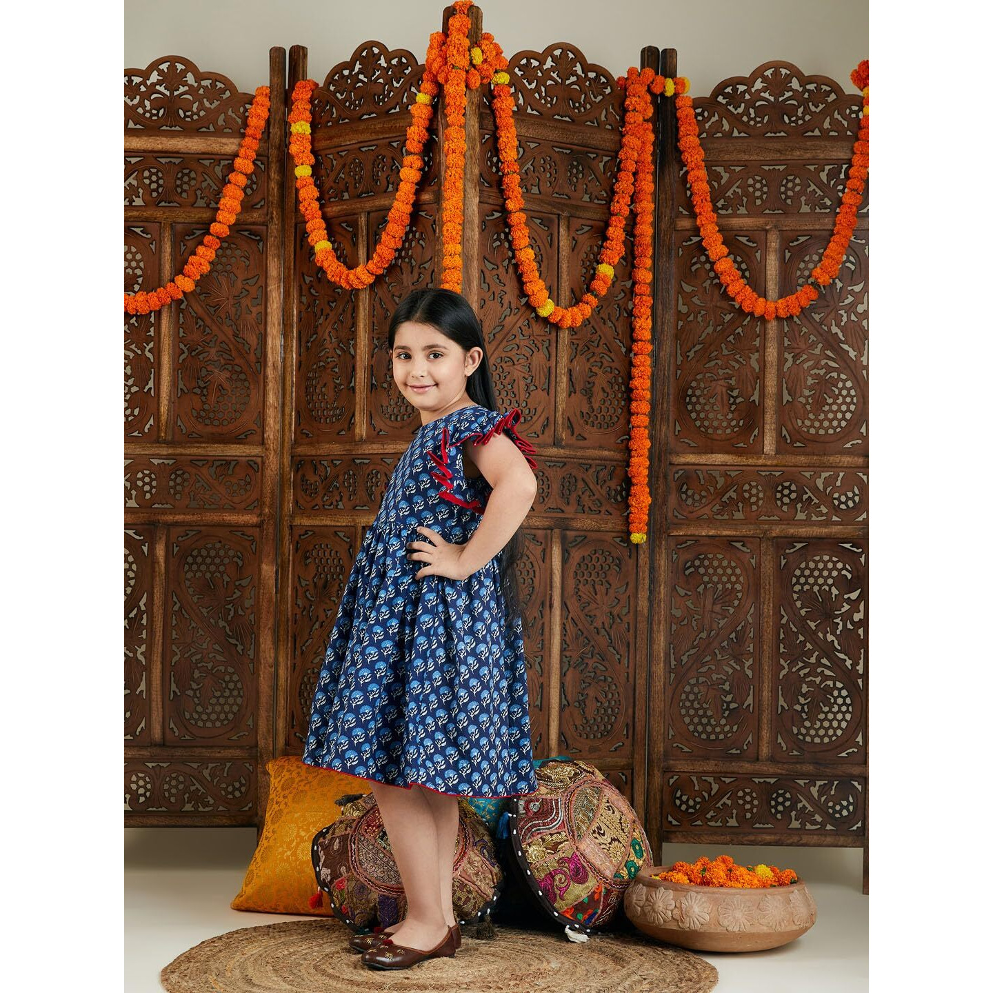 VASTRAMAY Girls' Indigo Blue Floral Print Dress_VASGK031BU_24