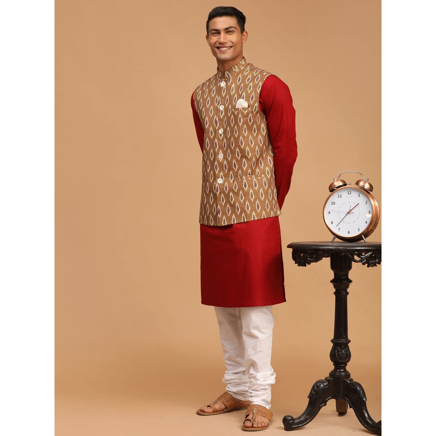 VASTRAMAY Men's Maroon, Green And White Cotton Blend Jacket, Kurta and Pyjama Set-VASMJ060GNnK007MAnPCWH_38