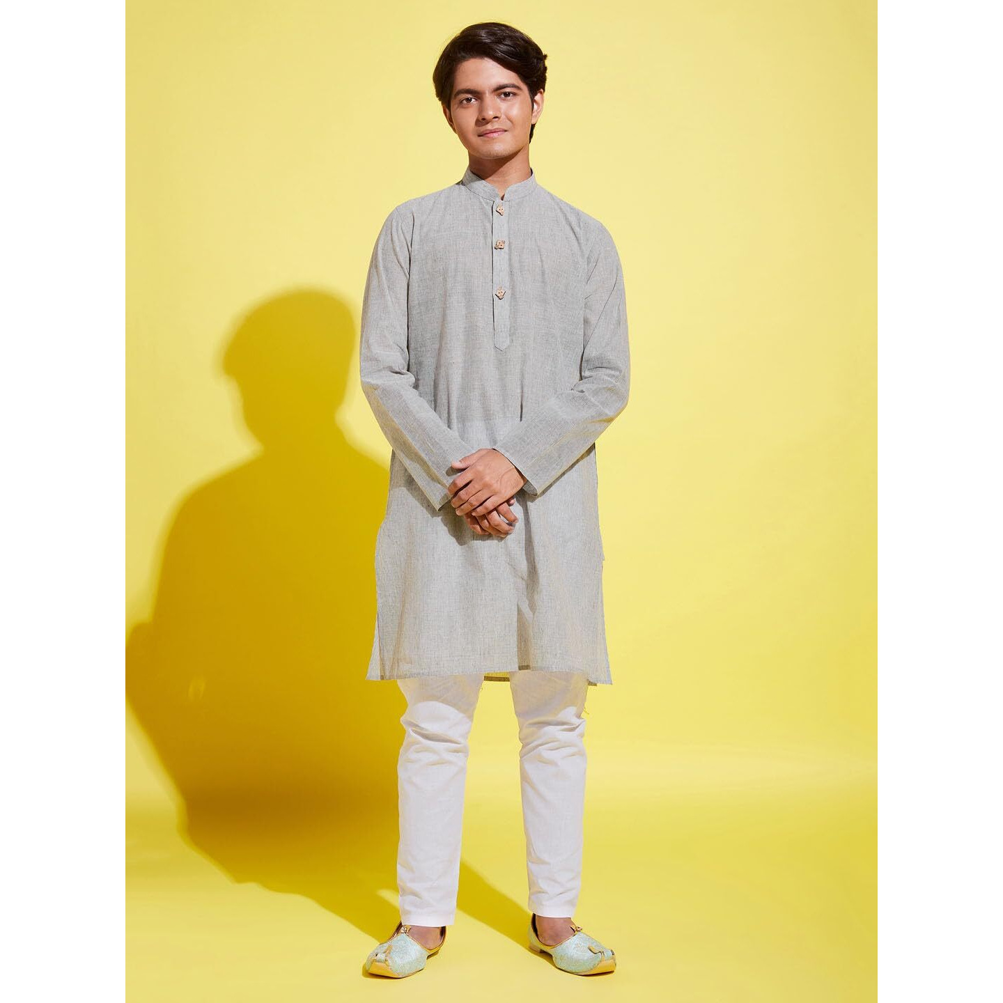VASTRAMAY YUVA Boys' Ash Grey and White Pure Cotton Kurta Pyjama Set_VYUVBK070GYnPWH_36M