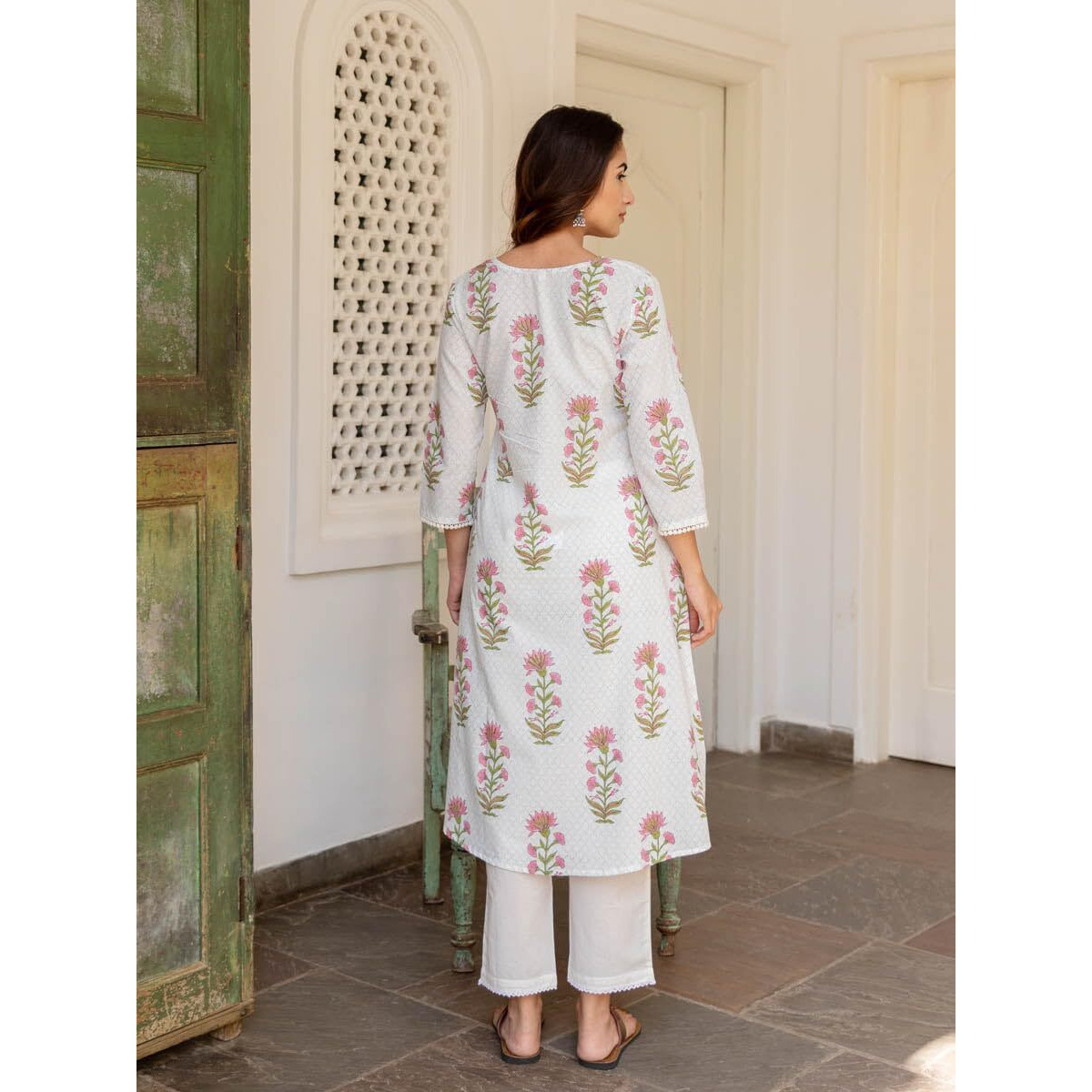 ANNI DESIGNER Women's Rayon Viscose Anarkali Printed Kurta with Pant (Dilam White_L_White_Large)