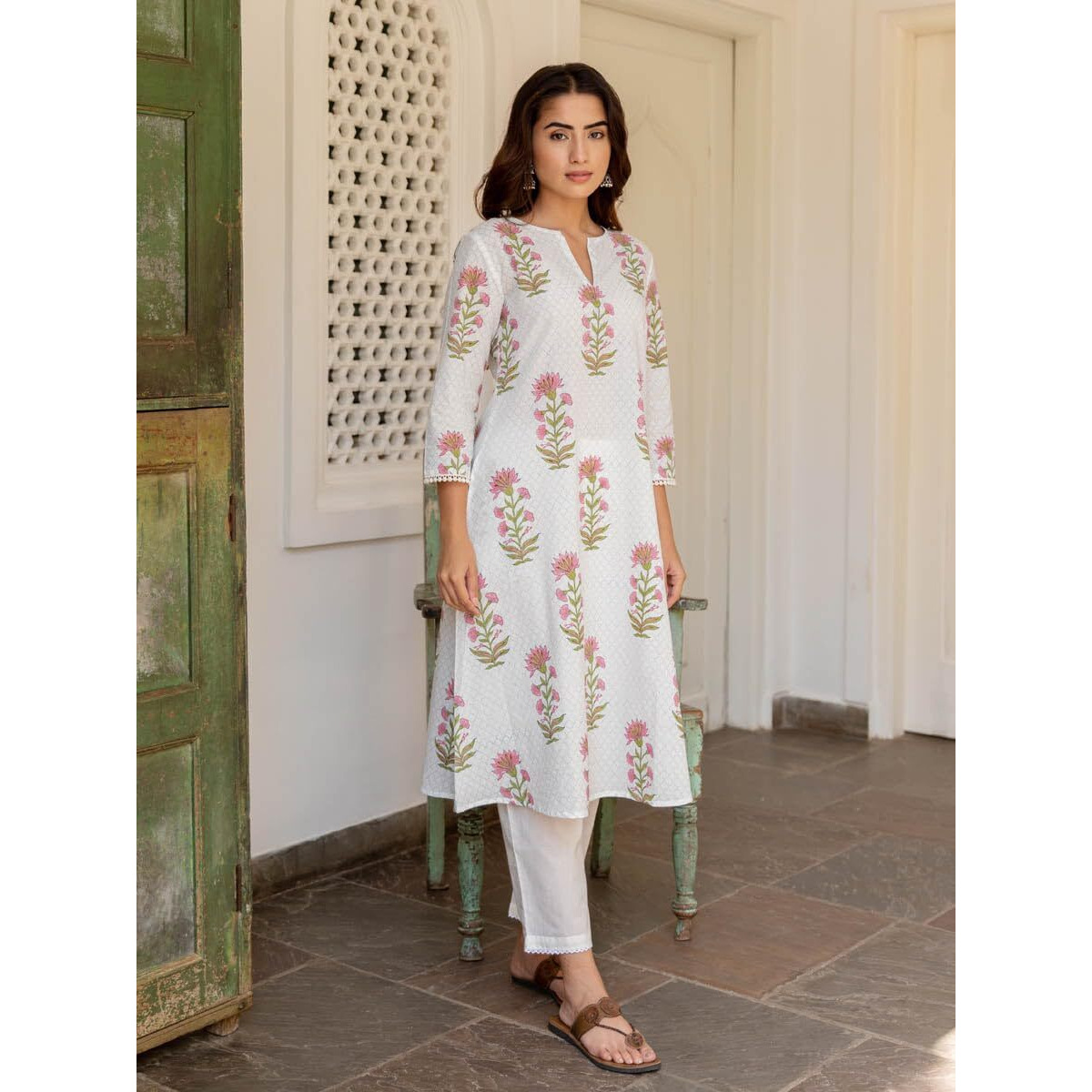 ANNI DESIGNER Women's Rayon Viscose Anarkali Printed Kurta with Pant (Dilam White_L_White_Large)