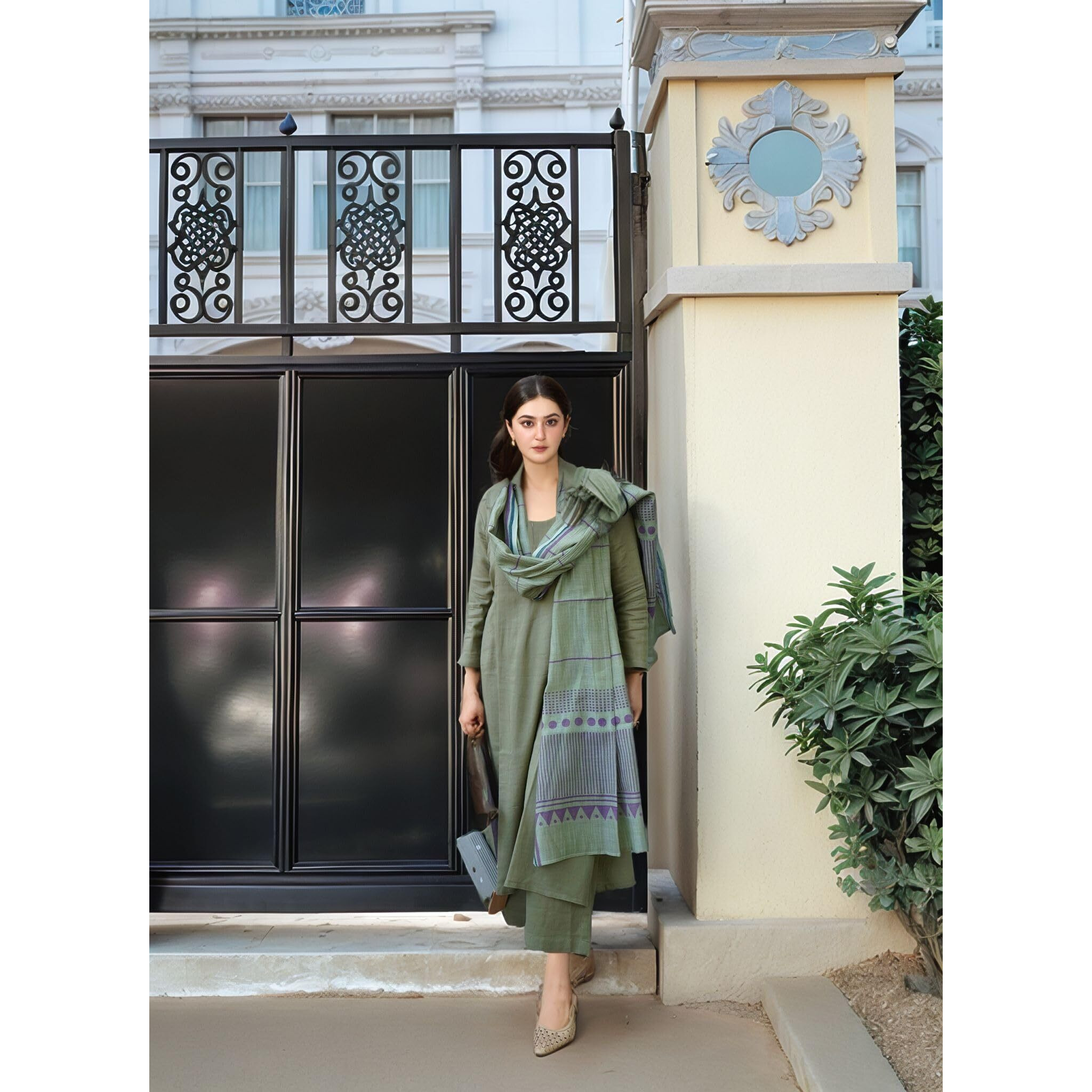ANNI DESIGNER Women's Rayon Blend Solid Straight Kurta with Pant & Dupatta (Raja Saab Green-VKS11_3XL_Green_XXX-Large)