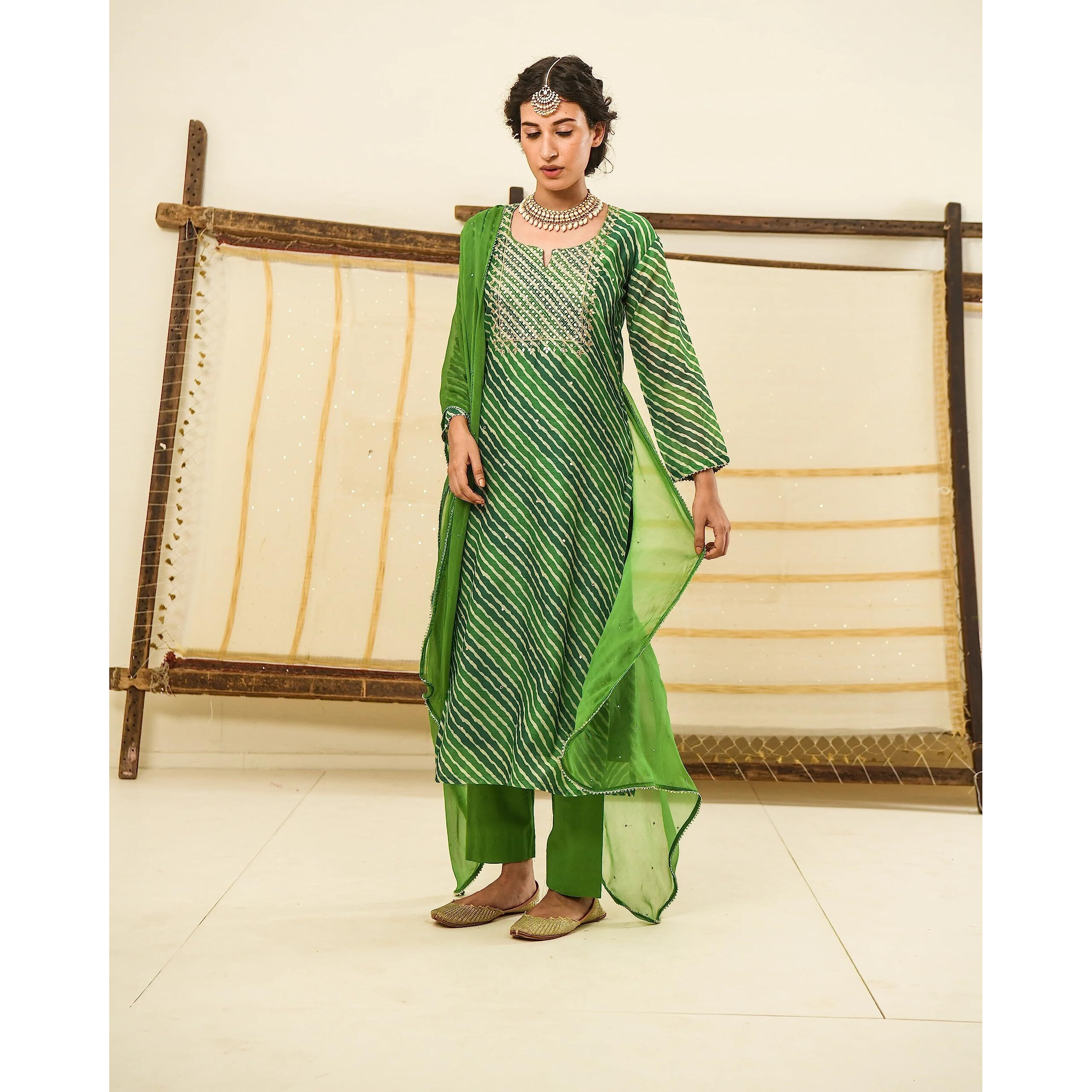 ANNI DESIGNER Women's Georgette Printed Straight Embroidered Kurta with Pant & Dupatta (RUPKLA Mehandi_S_Green_Small)
