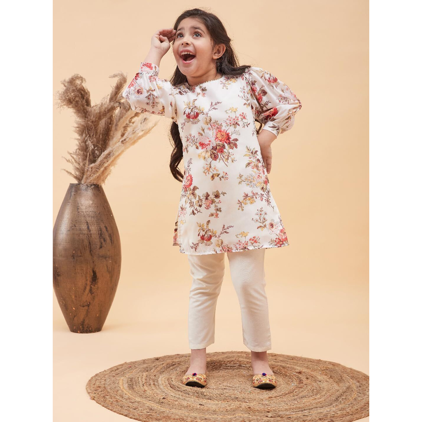 VASTRAMAY Girls' Cream Kurta And Pant Set_VASGK004CRnGP02CR_34