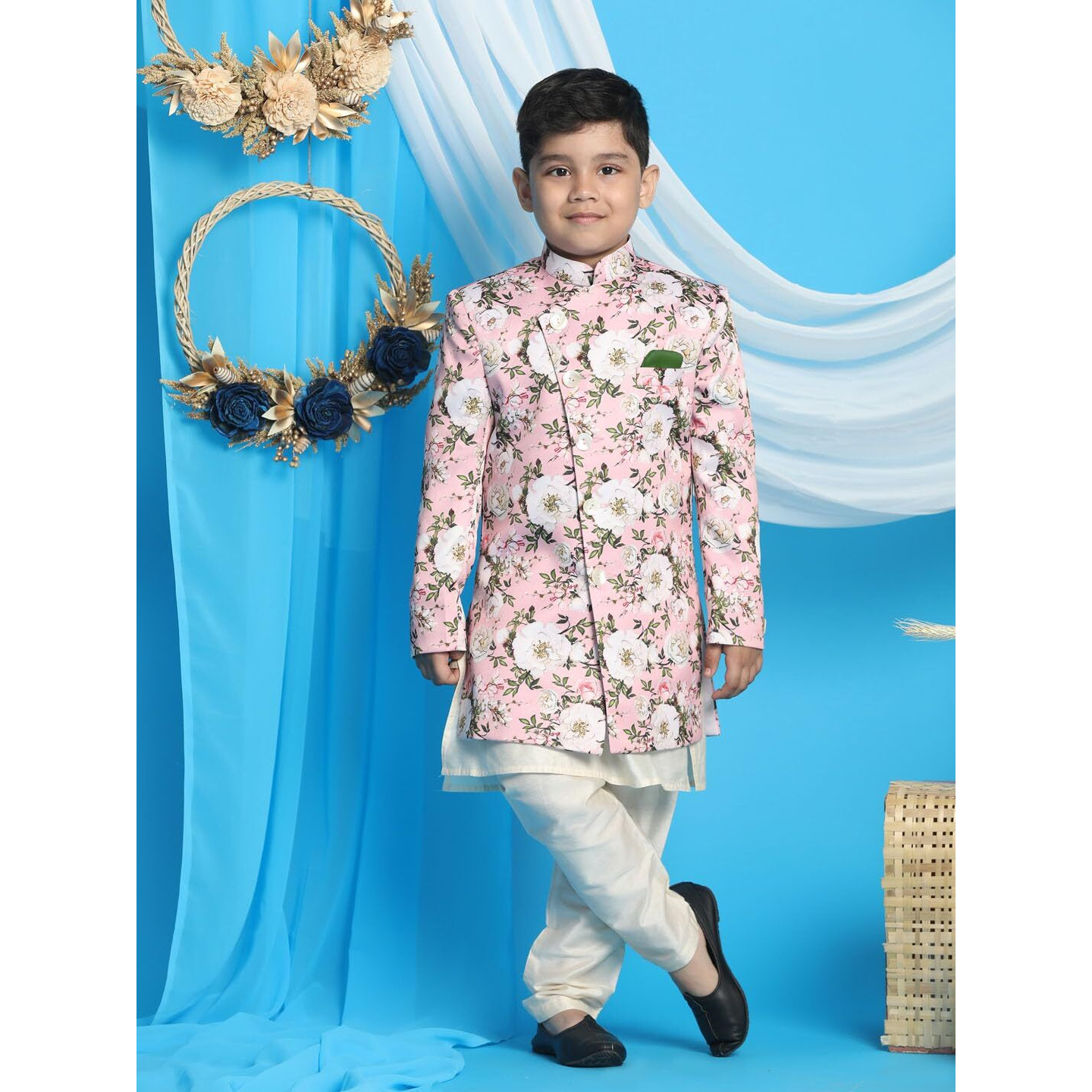 VASTRAMAY Boys' Cream And Pink Indowestern Set_VASBIW019PNnBK091CRnVPCR_36