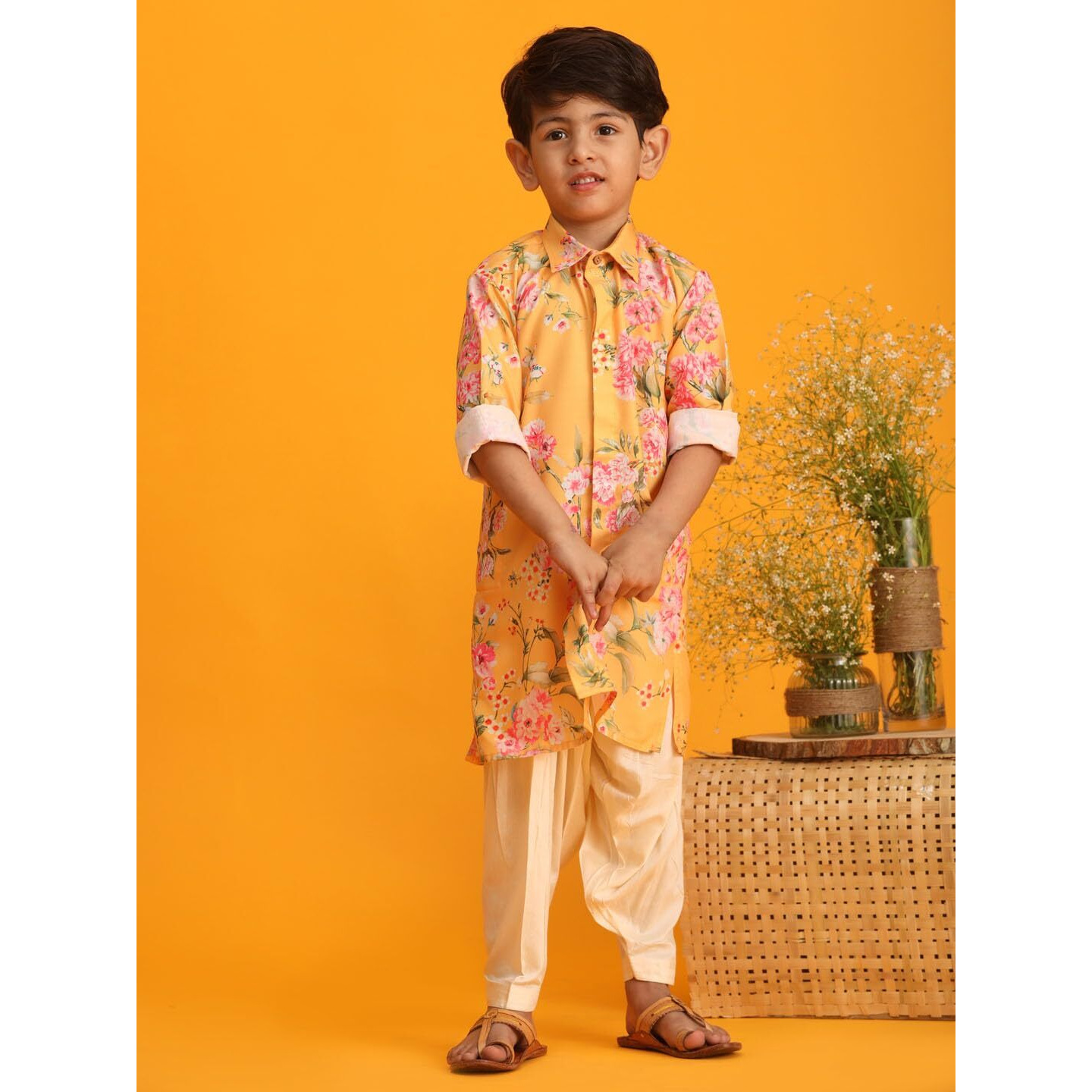 VASTRAMAY Boy's Multicolor Base Yellow Kurta Patiala Set_VASBK179YWnPTYCR_36
