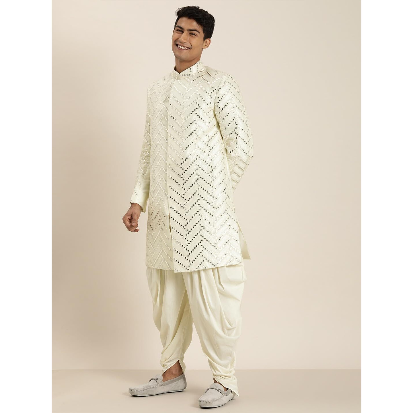 VASTRAMAY Men Cream-Coloured Mirror Work Indo Western Sherwani Set_VASMIW026CRnCDCR_38