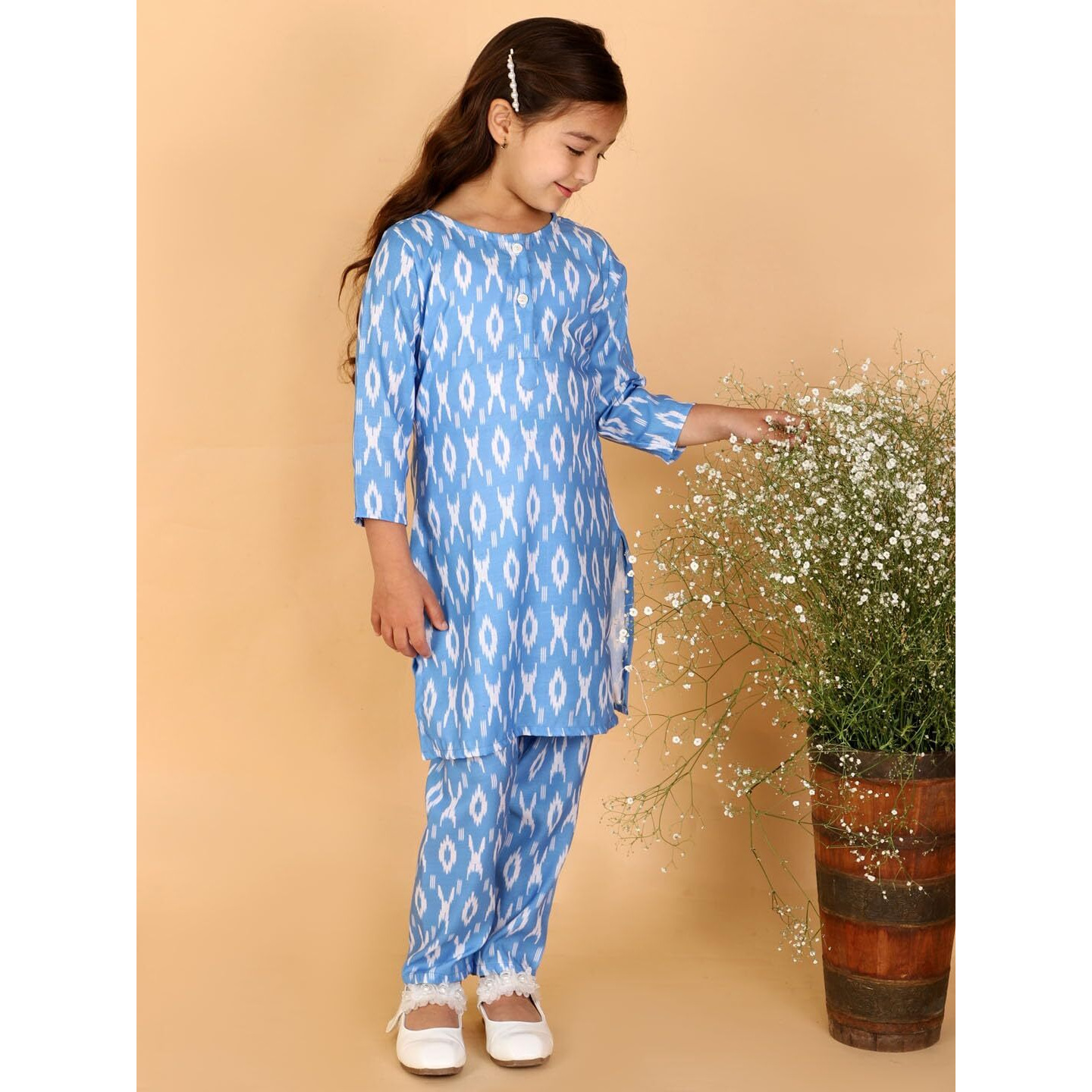 VASTRAMAY Girls' Aqua Blue Kurta And Pant Set_VASGK068AQnP_32
