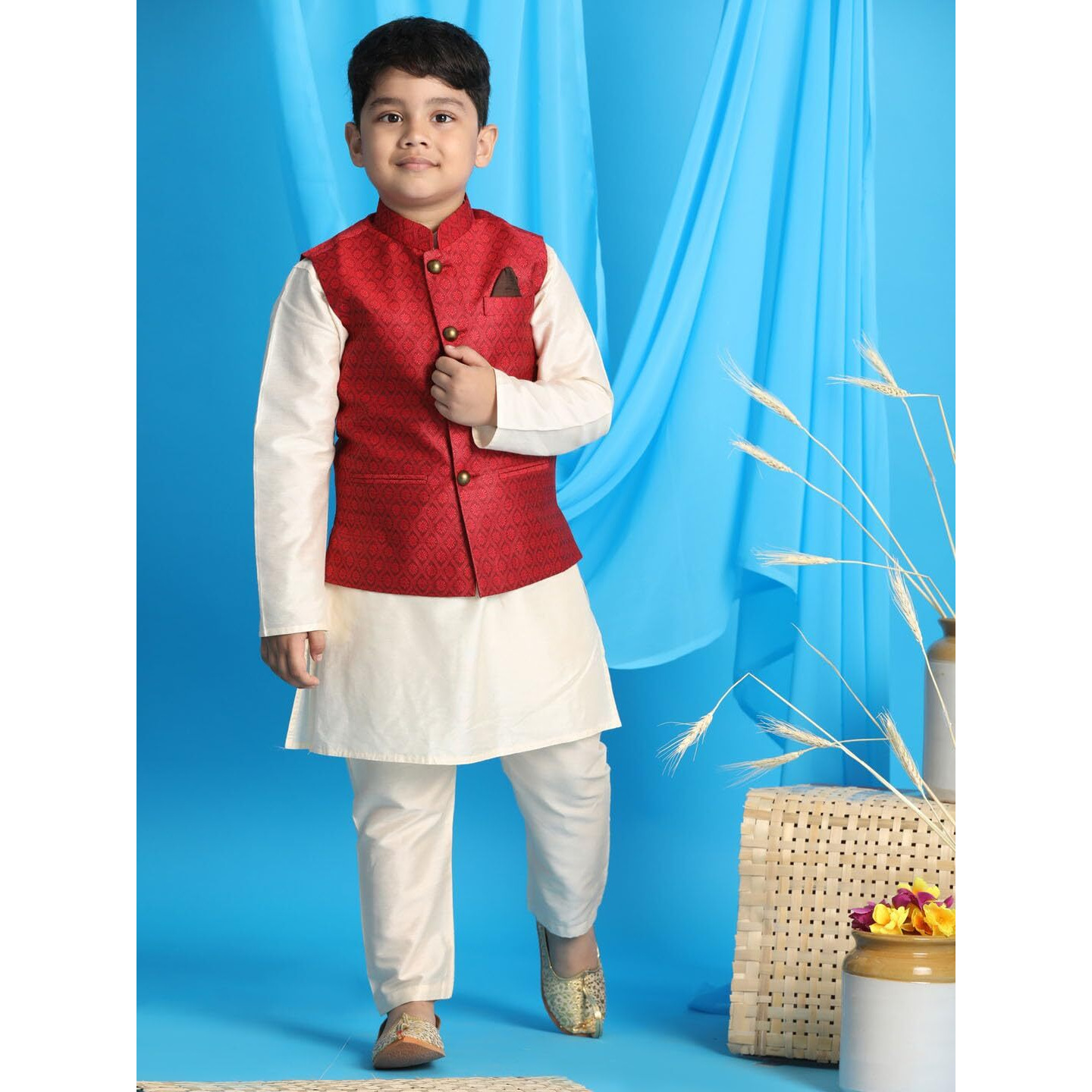 VASTRAMAY Boys' Maroon And Cream Jacket, Kurta and Pyjama Set_VASBJ105MAnBK091CRnBVPCR_32