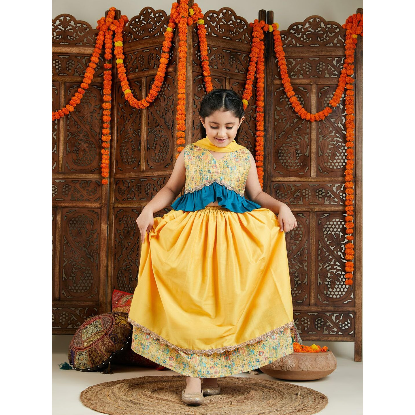 VASTRAMAY Girls' Yellow Printed Lehenga_VASGLC018YWnD_28