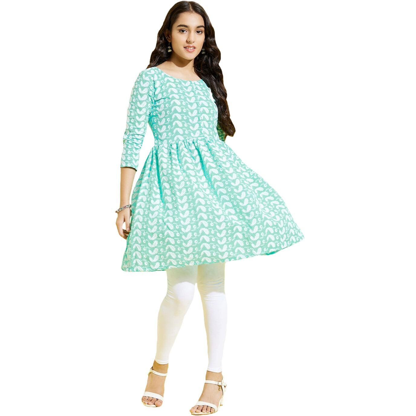 VASTRAMAY YUVA Girls' Green and White Kurta and Leggings Set_VYUVGK094GNnGL01WH_36XL