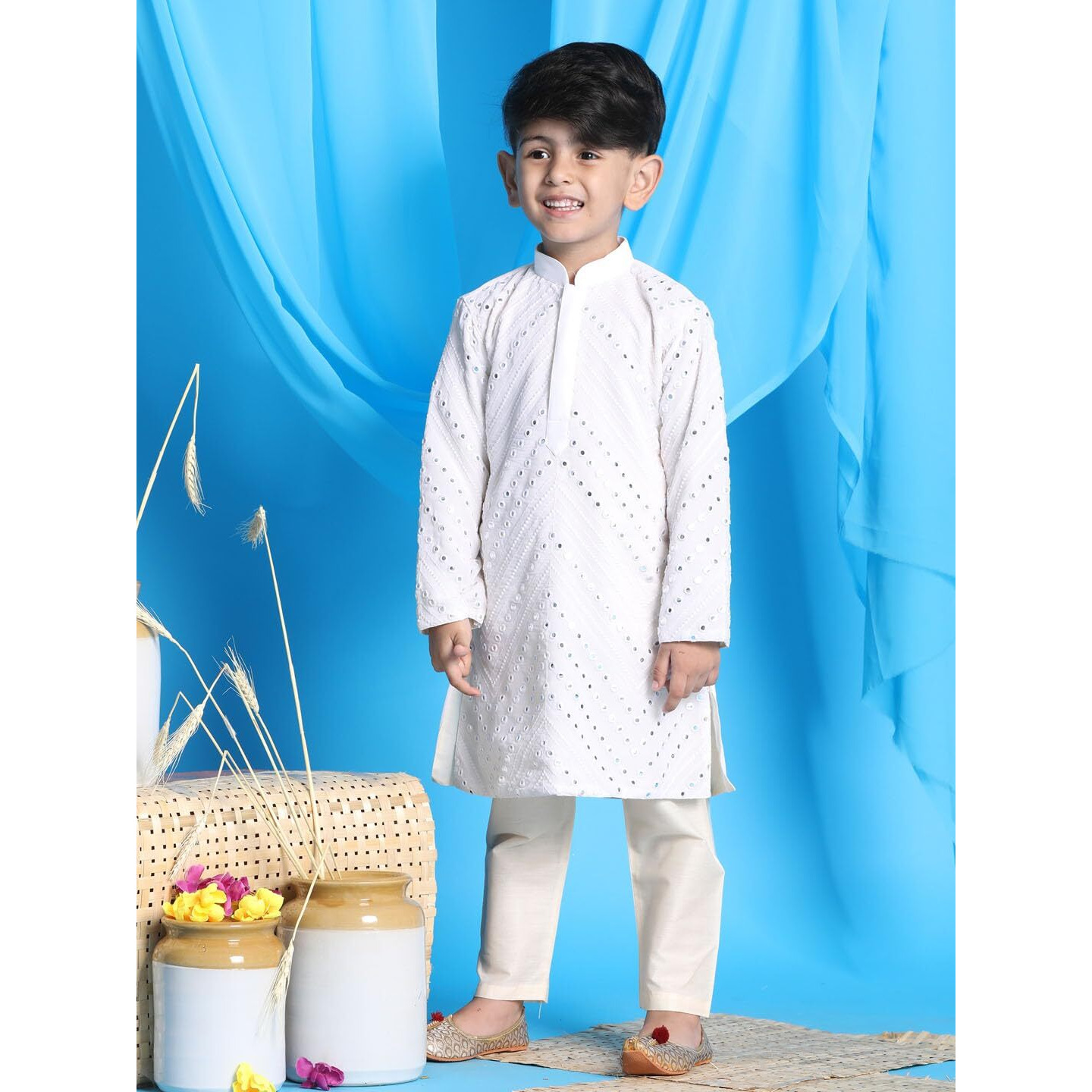 VASTRAMAY SHRESTHA Boys' White Kurta Pyjama Set_VASBK133WHnVPWH_32