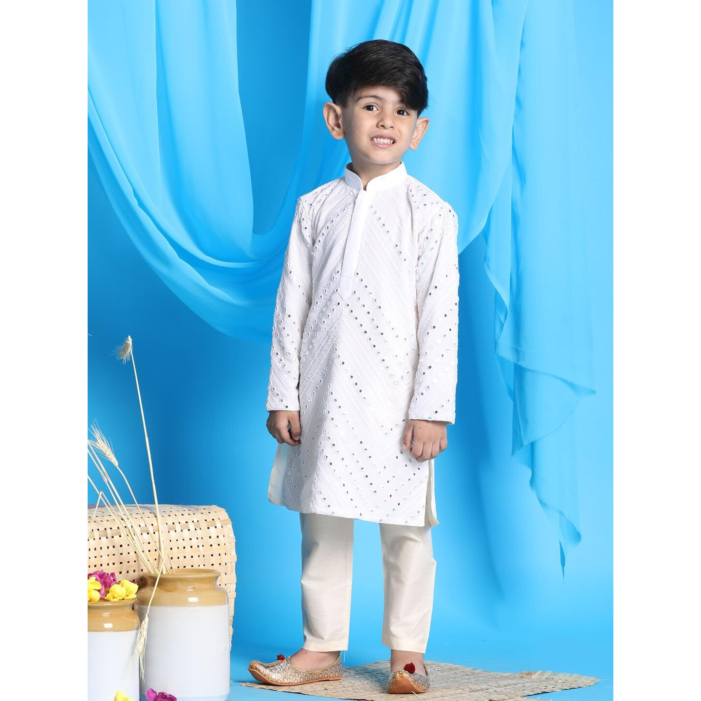 VASTRAMAY SHRESTHA Boys' White Kurta Pyjama Set_VASBK133WHnVPWH_32