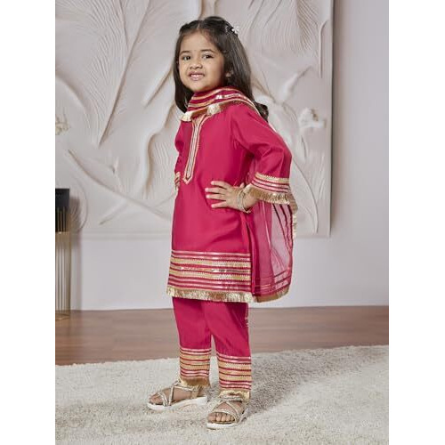 VASTRAMAY Girls' Pink Kurta Set With Dupatta - Silk Blend Solid lace detailing Kurta Pyjama And Dupatta Set For Girl's.