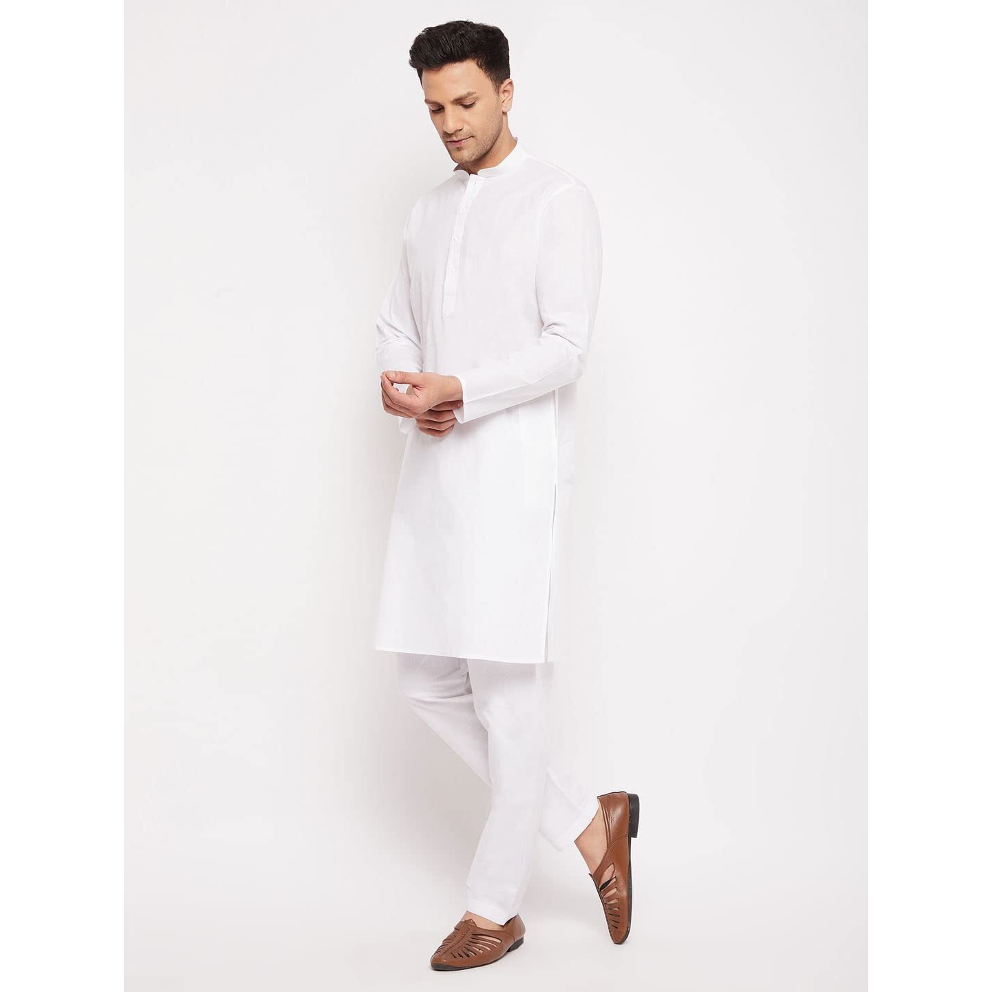 VASTRAMAY Men's White Cotton Blend Kurta Pyjama Set || Elegance for Holi & Eid Celebration_VASMK122WHnPWH_42