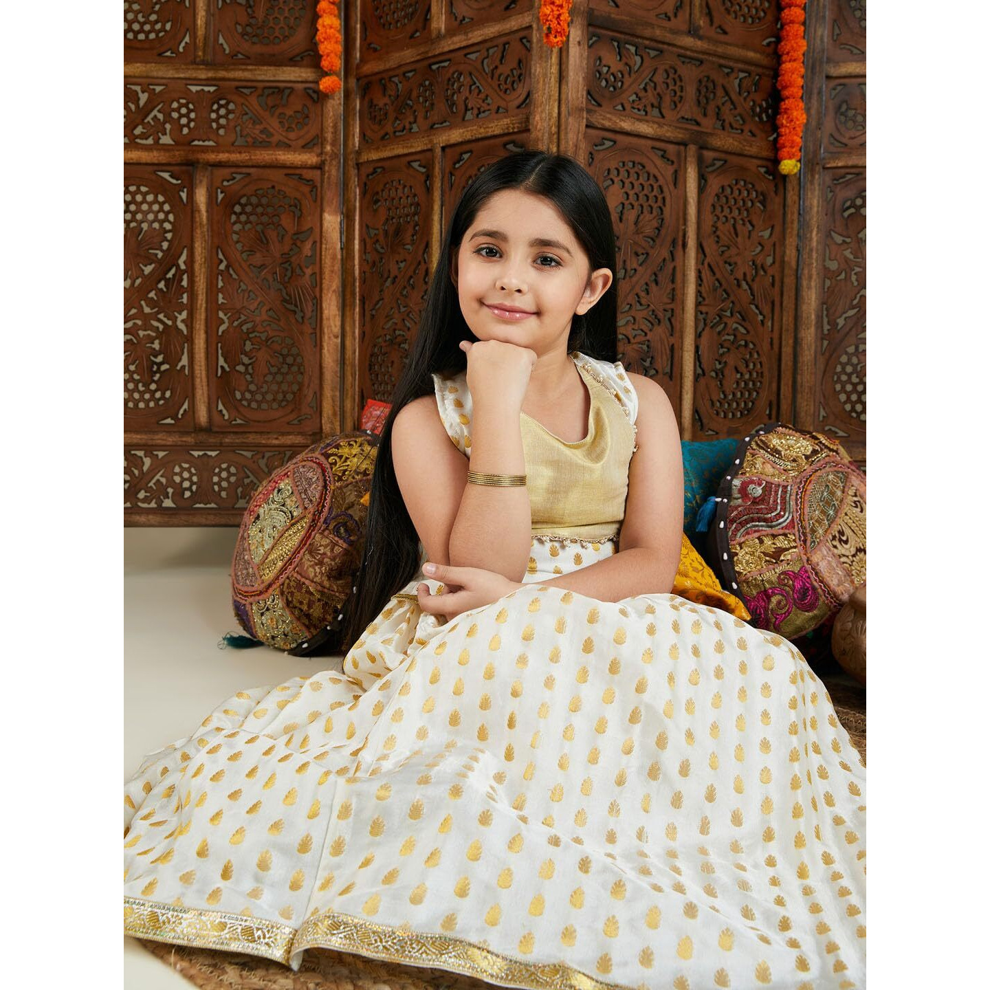 VASTRAMAY Girls' Cream And Gold Lehenga_VASGLC030GO_28