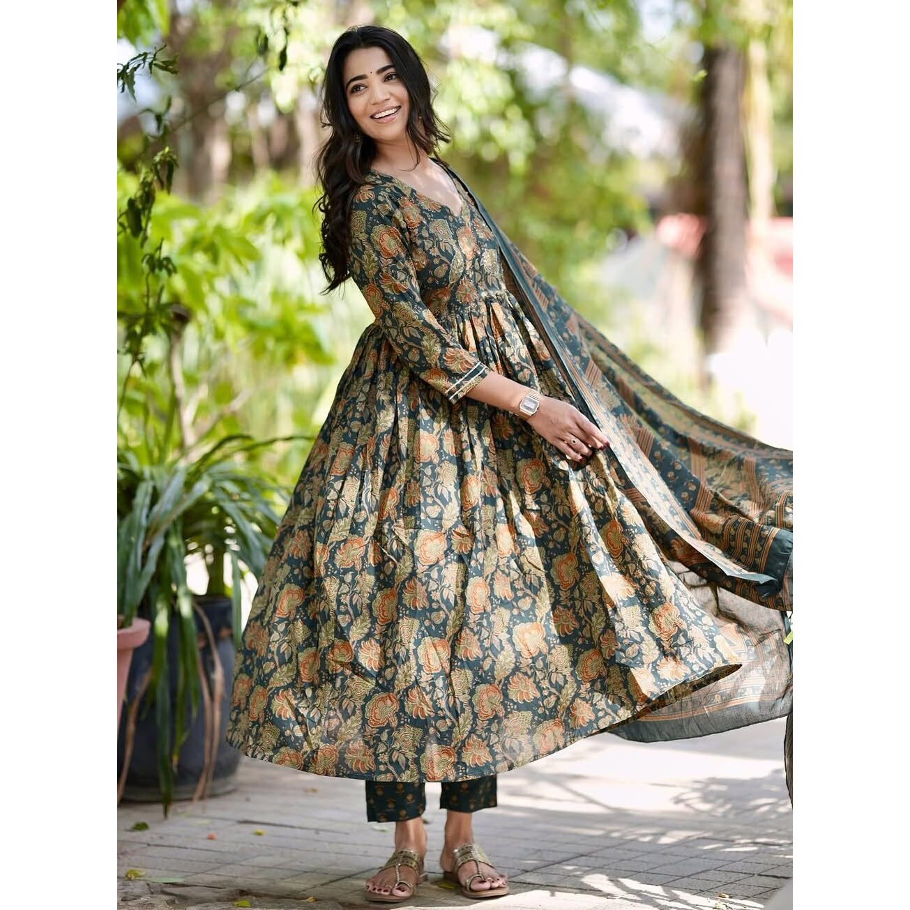 KLOSIA Women Printed Anarkali Kurta and Pant Set with Dupatta (in, Alpha, M, Green)