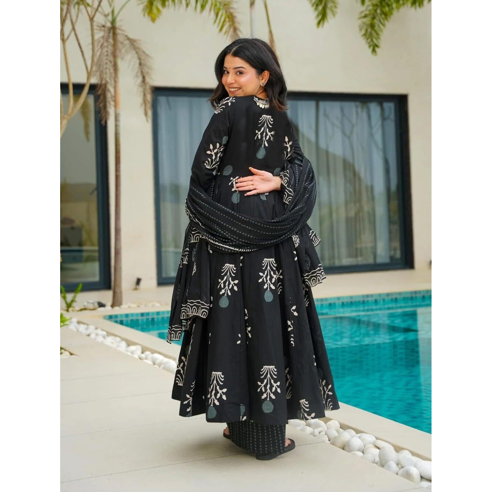 KLOSIA Women Printed Anarkali Kurta and Pant with Dupatta Set (in, Alpha, XL, Black)