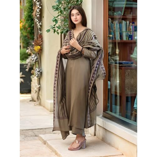 ANNI DESIGNER Women's Rayon Viscose Straight Solid Kurta with Pant & Dupatta (Tarnish CHIKU_L_Beige_Large)