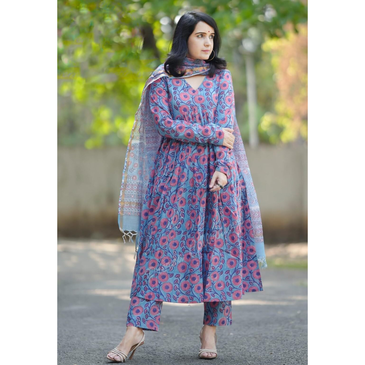 KLOSIA Women Printed Anarkali Kurta and Pant Set with Dupatta || Printed Suits | (in, Alpha, XL, Purple)